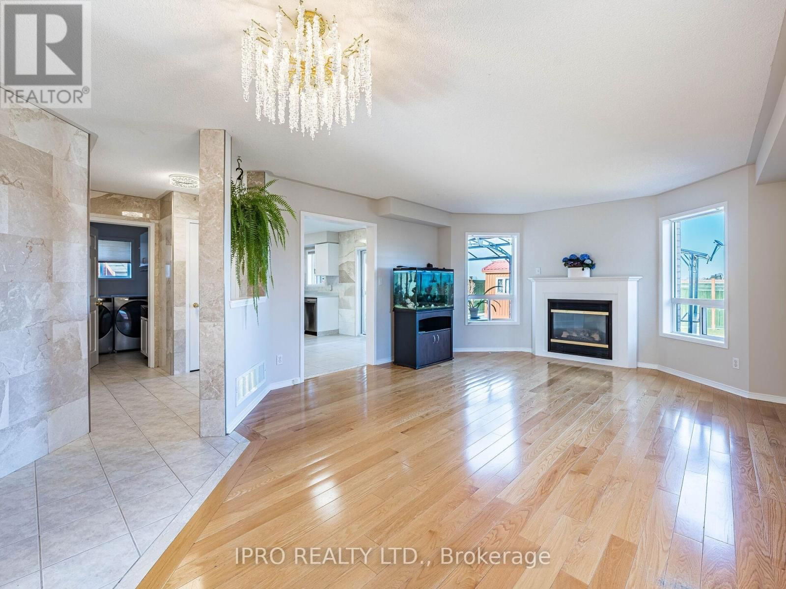 5 REYNOLDS AVENUE Image 9