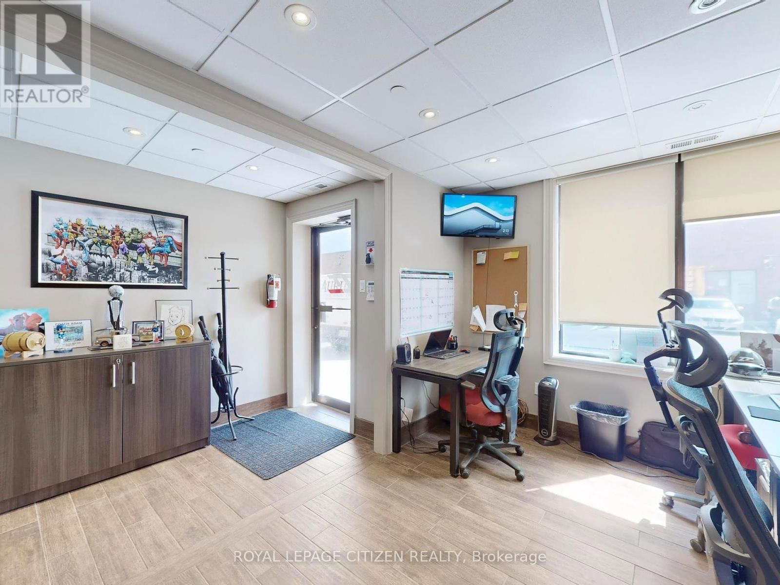 35 - 8540 KEELE STREET Image 12