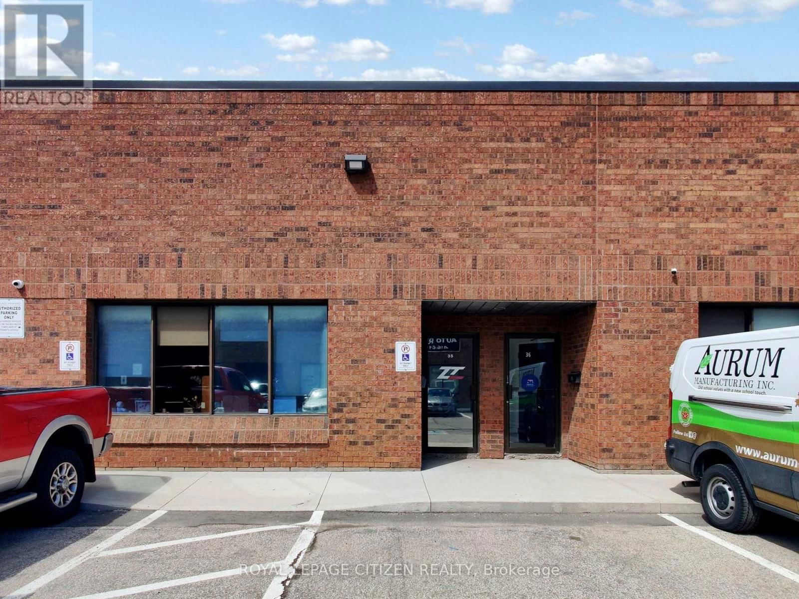 35 - 8540 KEELE STREET Image 2