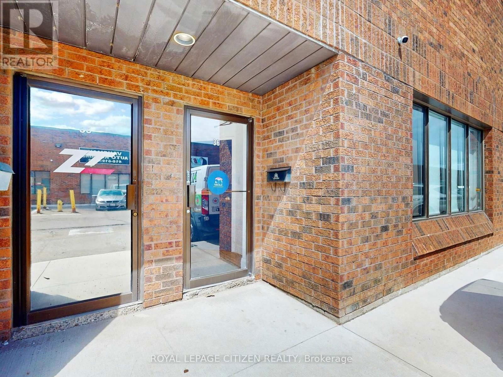 35 - 8540 KEELE STREET Image 5
