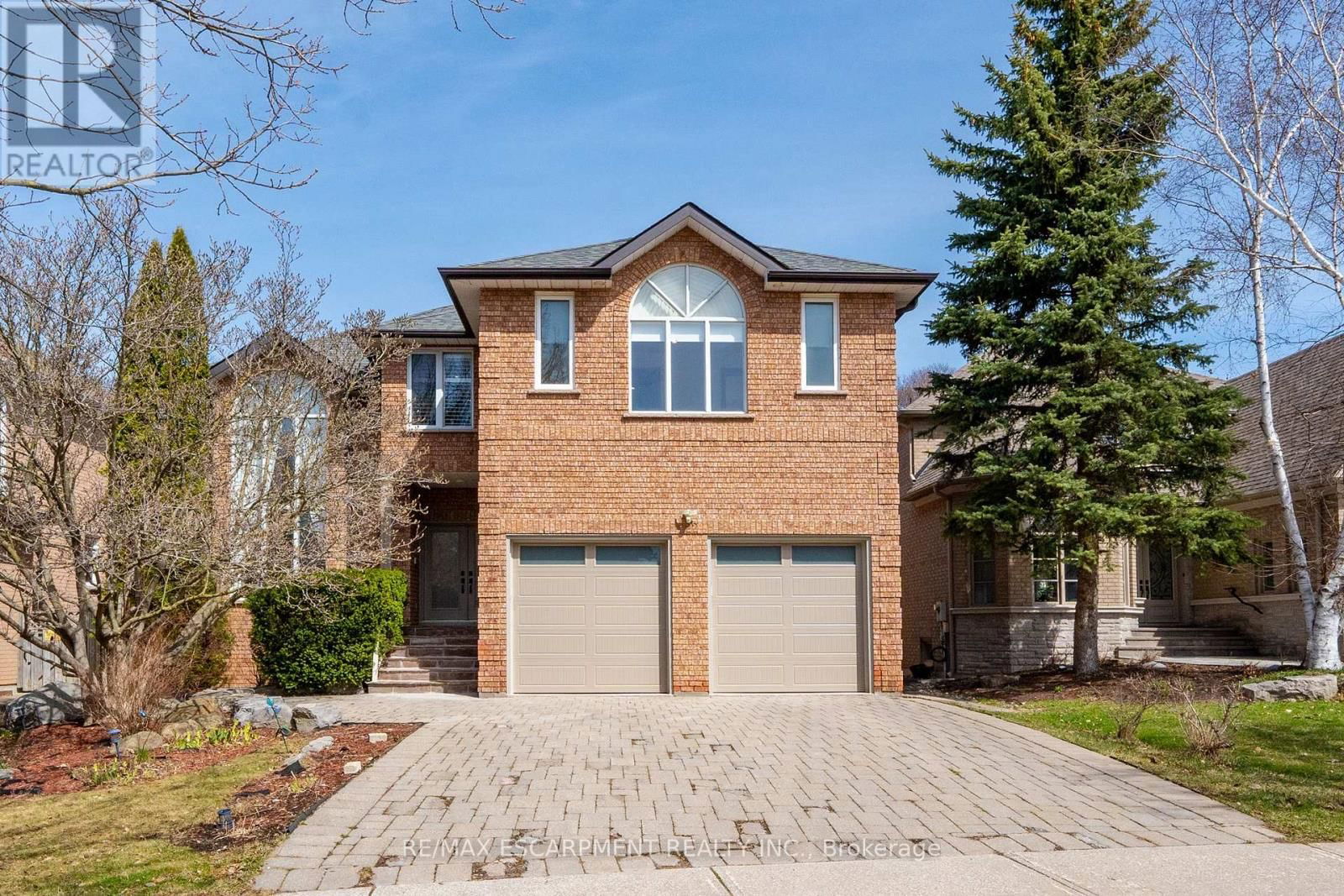 122 ARTEN AVENUE Image 1
