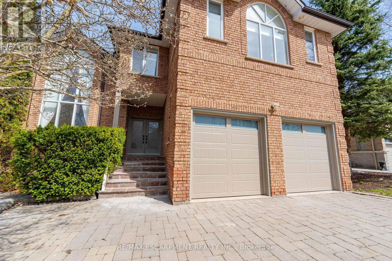 122 ARTEN AVENUE Image 3