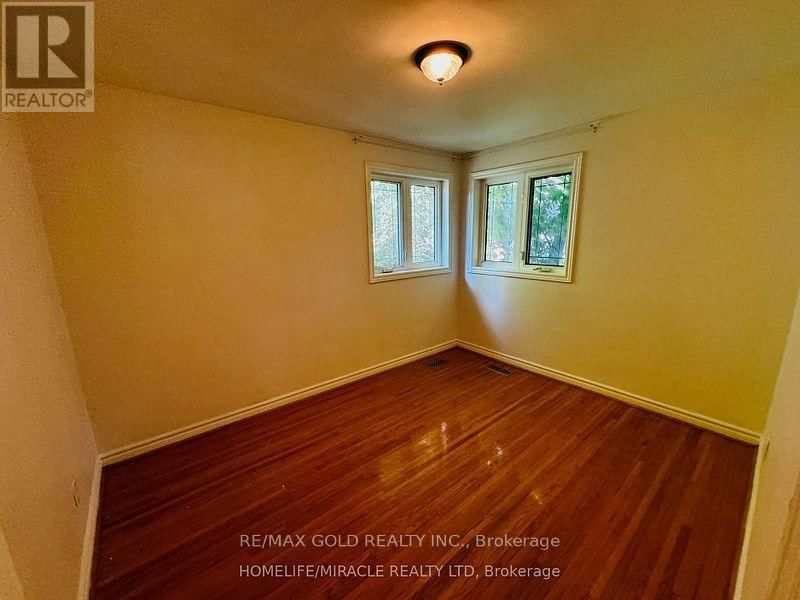 417 TAYLOR MILLS DRIVE NORTH Image 6