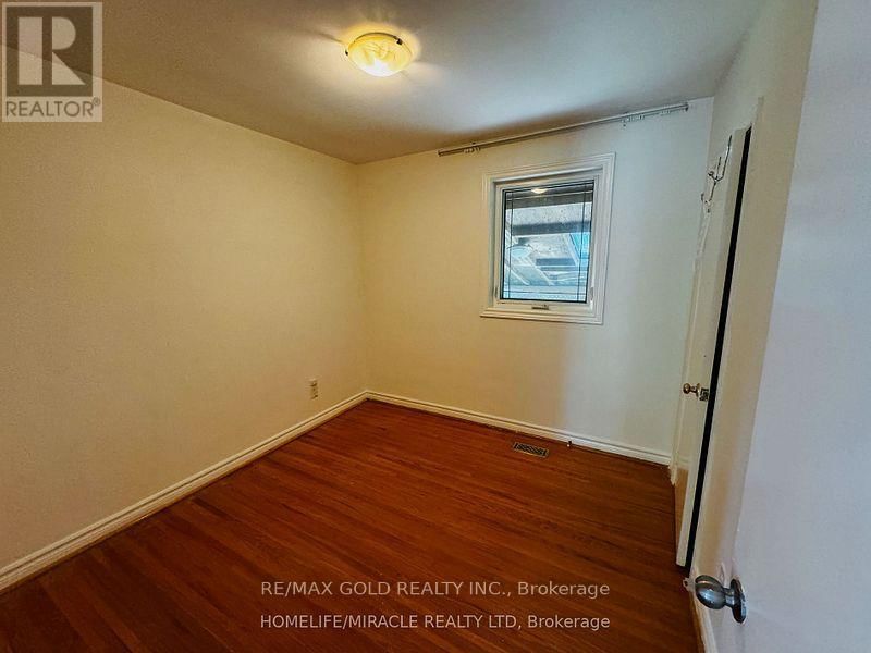 417 TAYLOR MILLS DRIVE NORTH Image 7