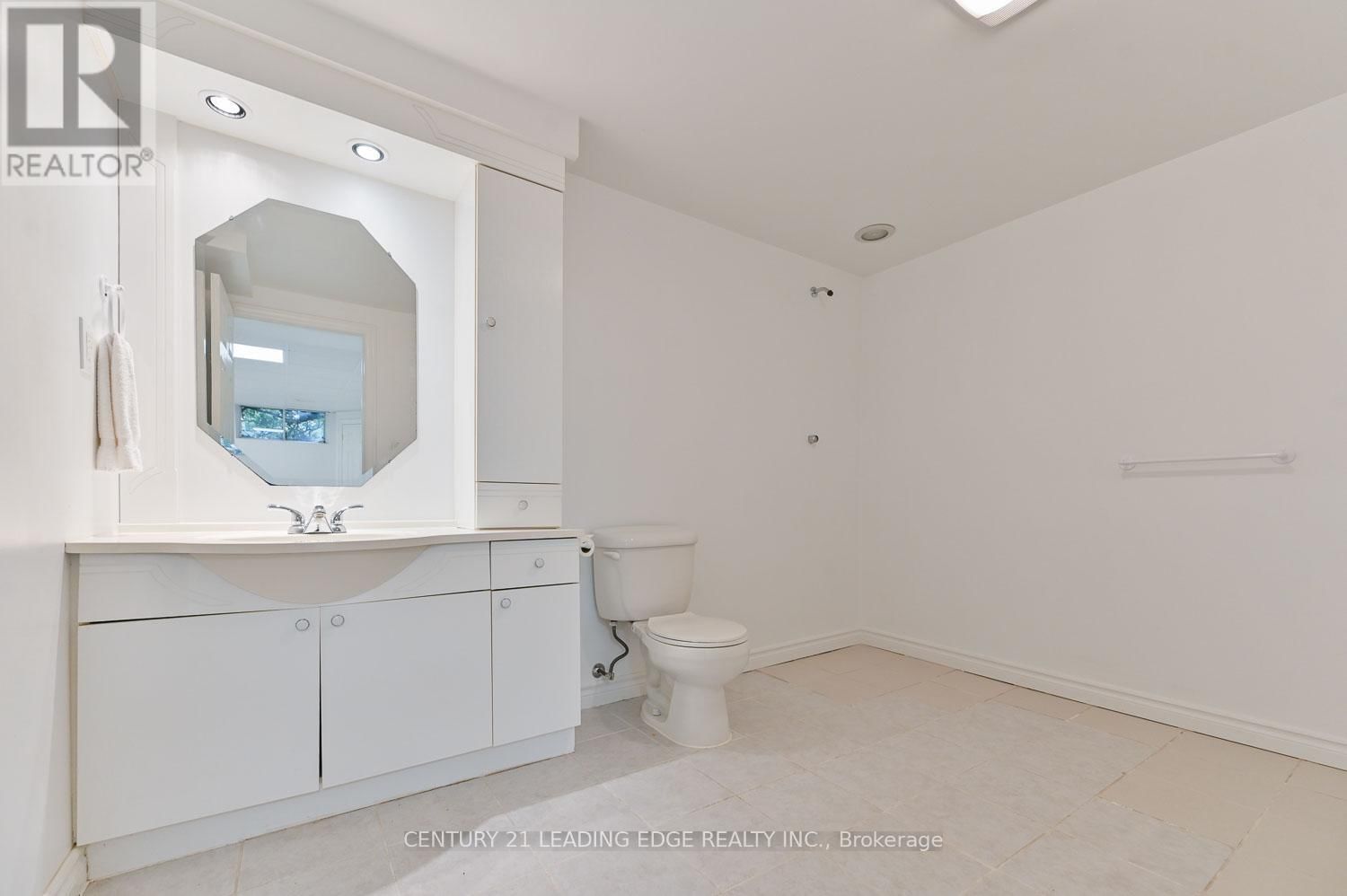 2 MILL RACE COURT Image 34