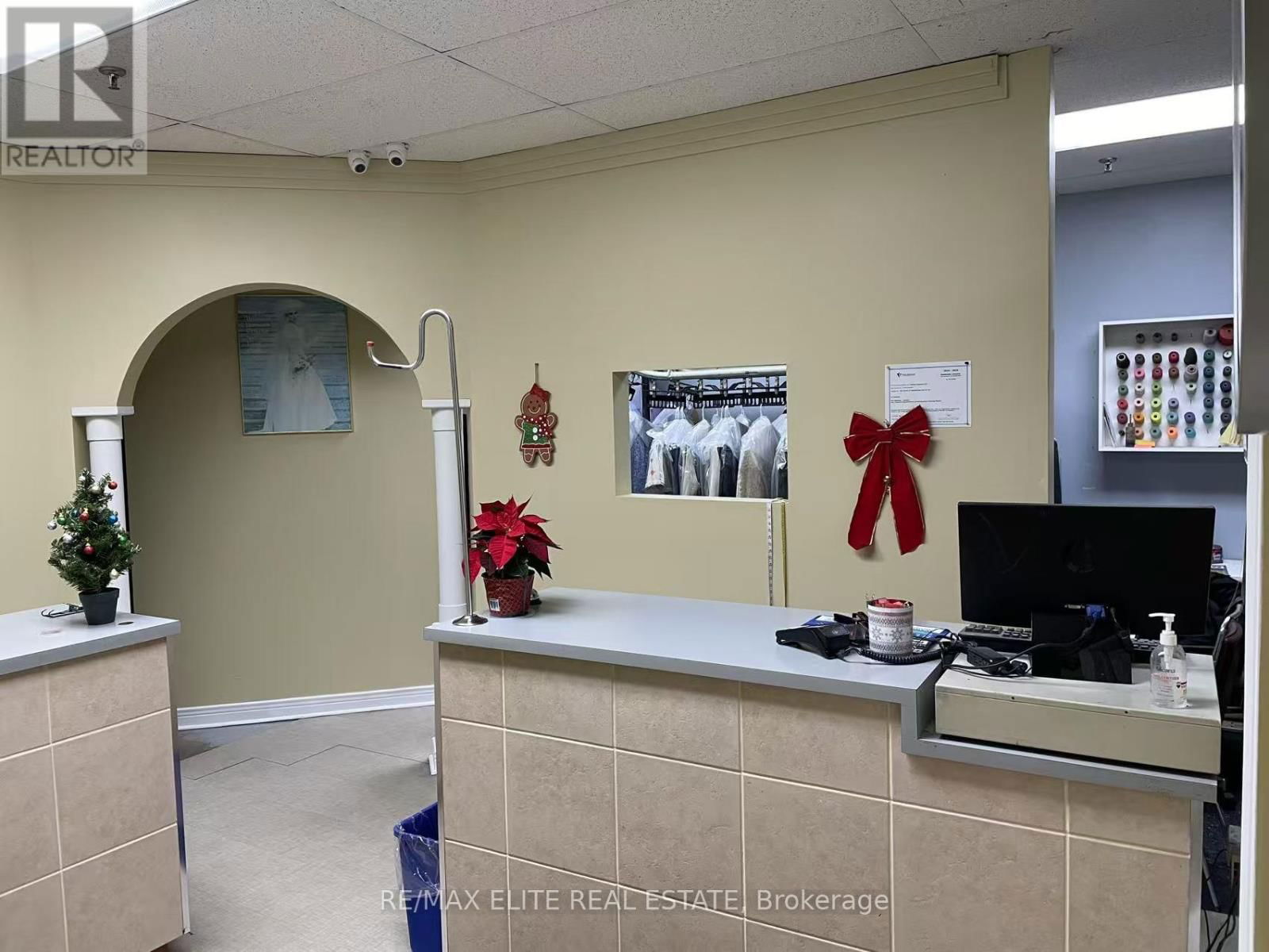 7 - 331 JEVLAN DRIVE Image 2