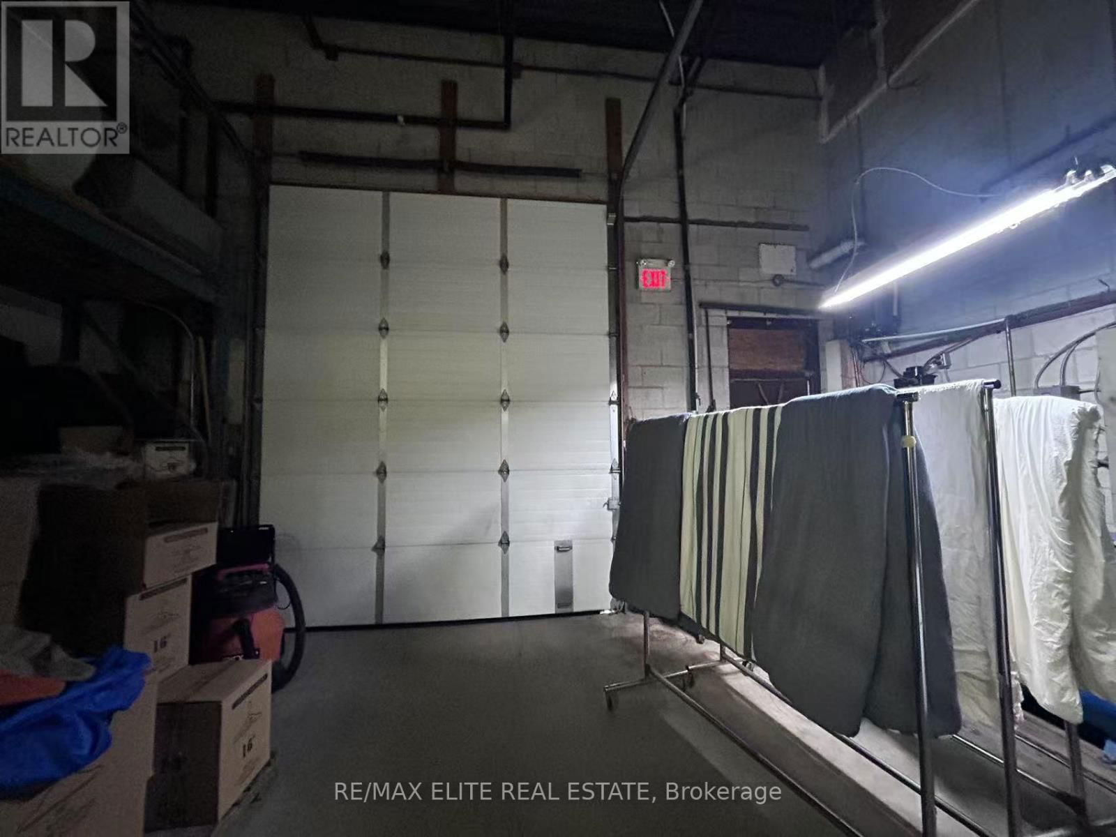 7 - 331 JEVLAN DRIVE Image 22