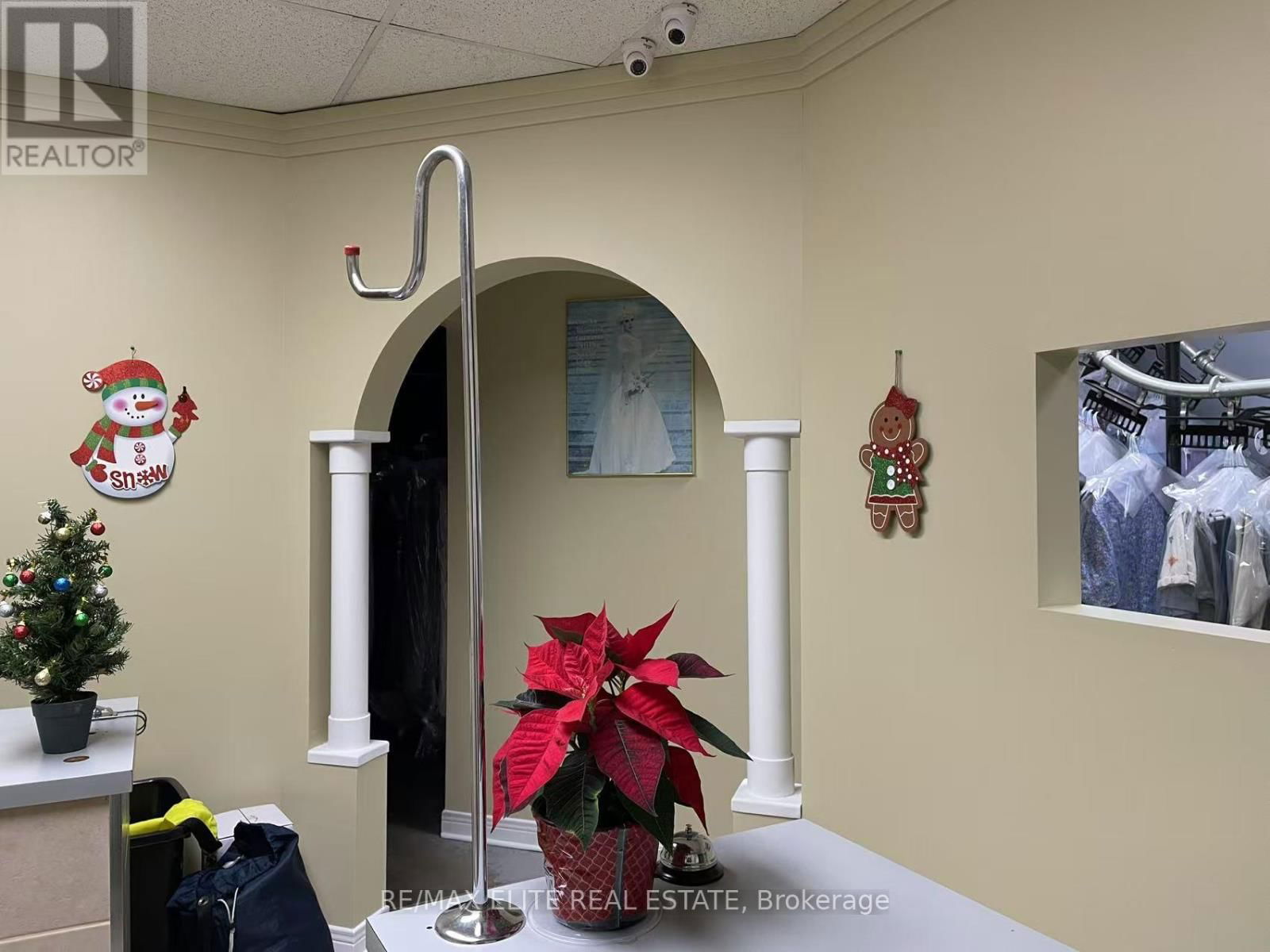 7 - 331 JEVLAN DRIVE Image 4