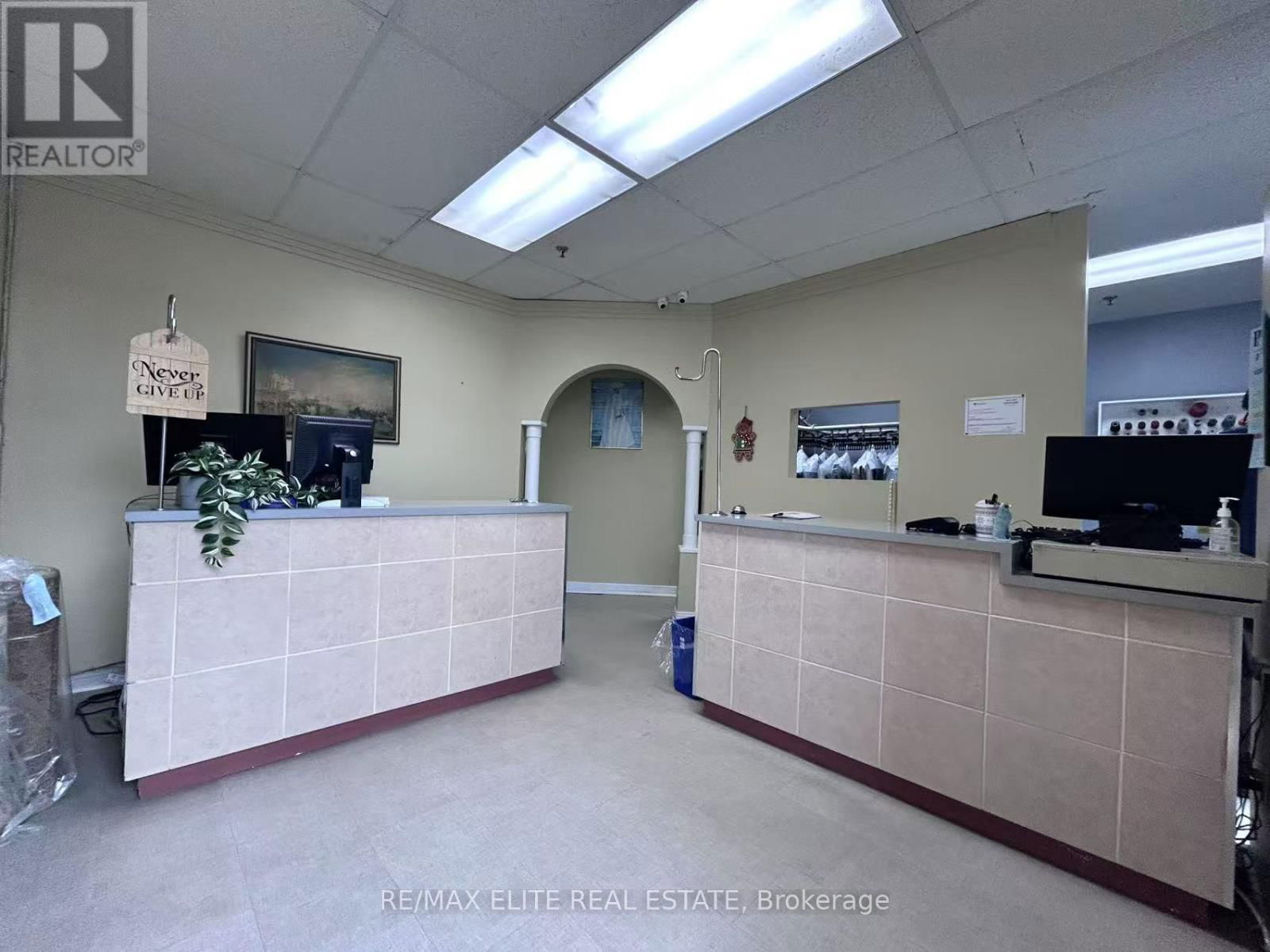 7 - 331 JEVLAN DRIVE Image 9