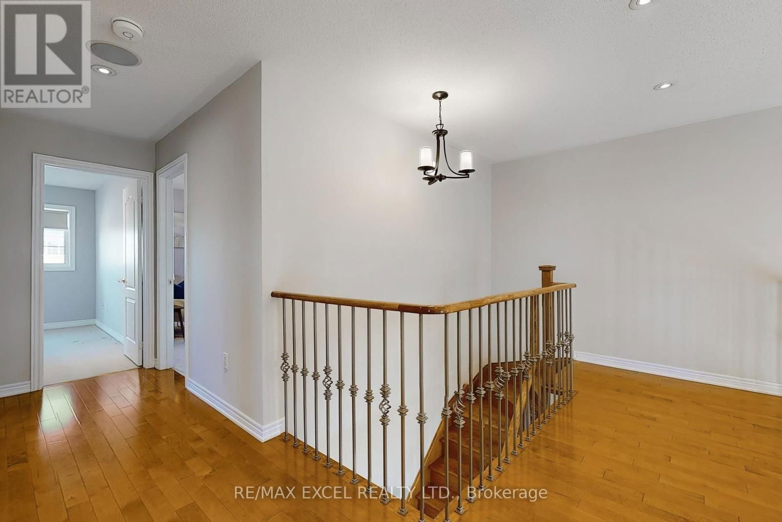 60 GORDON WEEDEN ROAD Image 17