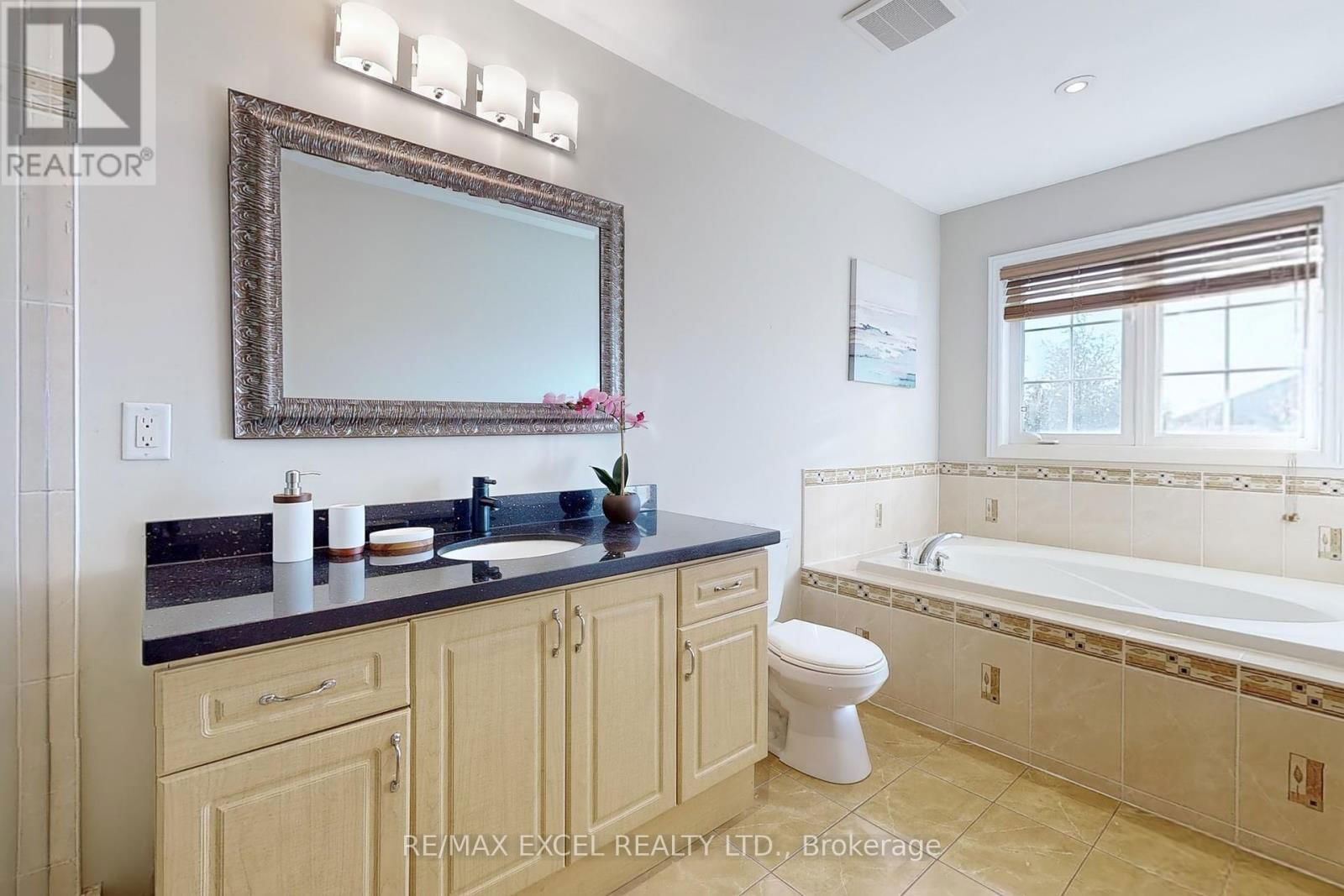 60 GORDON WEEDEN ROAD Image 20