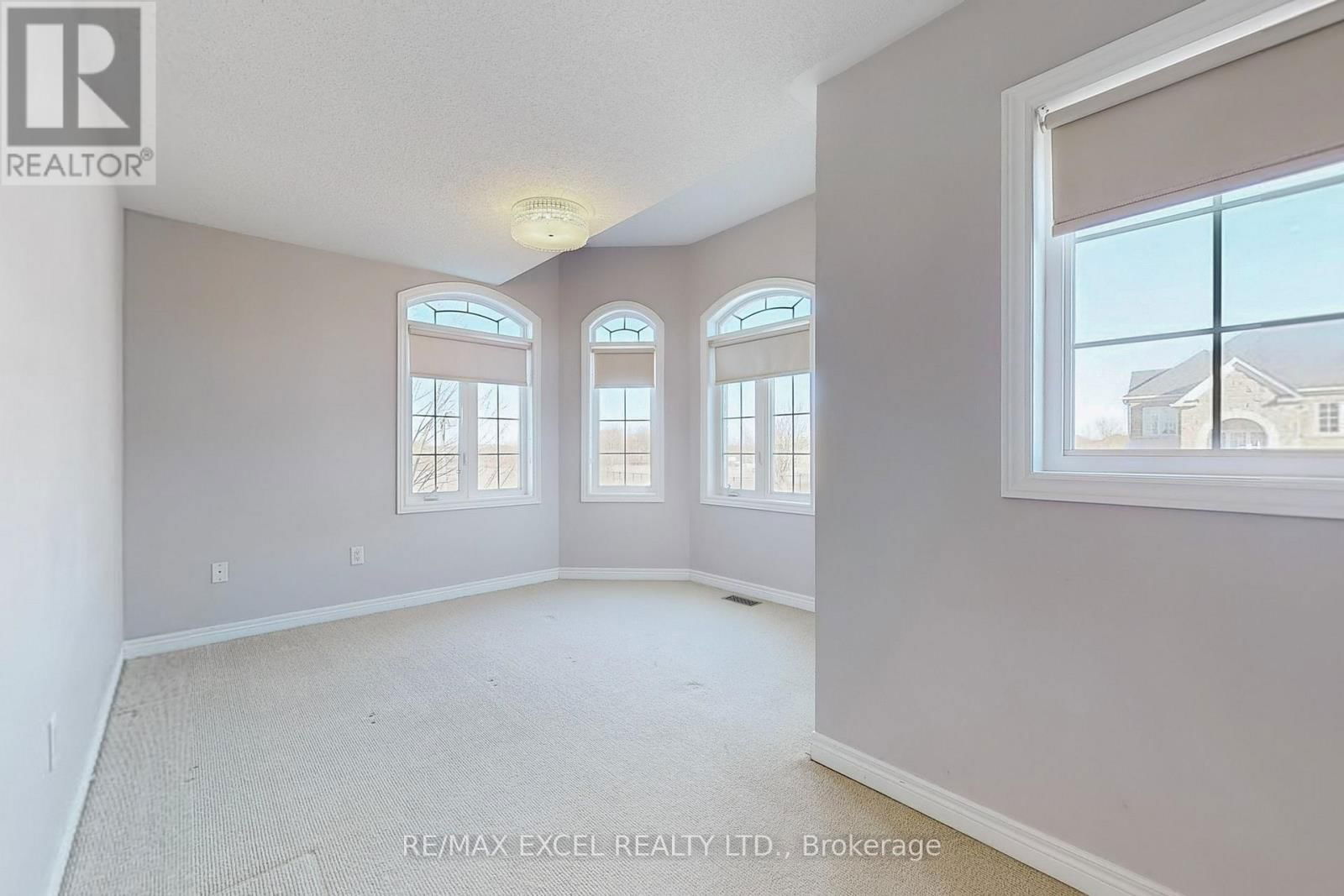 60 GORDON WEEDEN ROAD Image 24