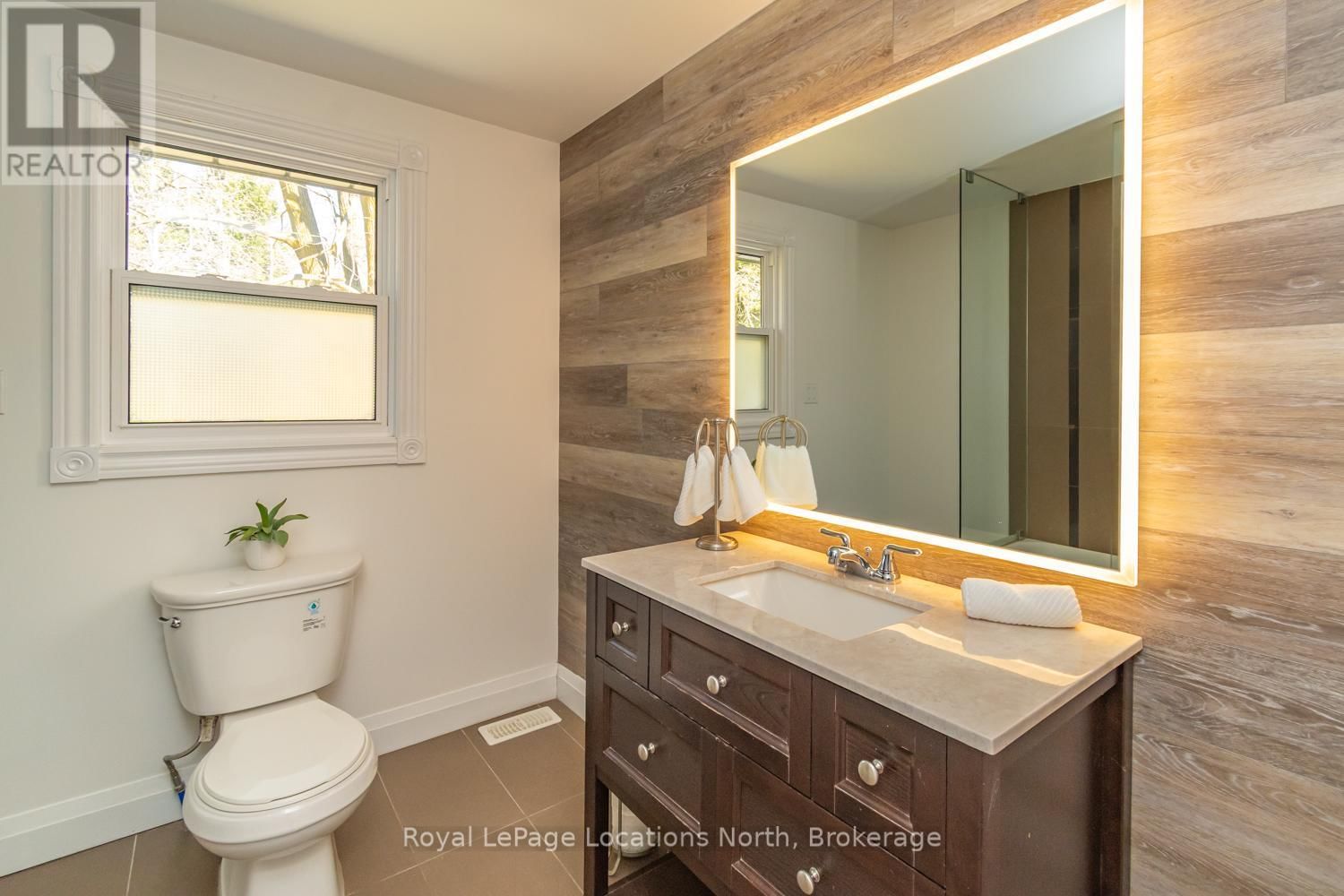 5392 13TH LINE Image 14