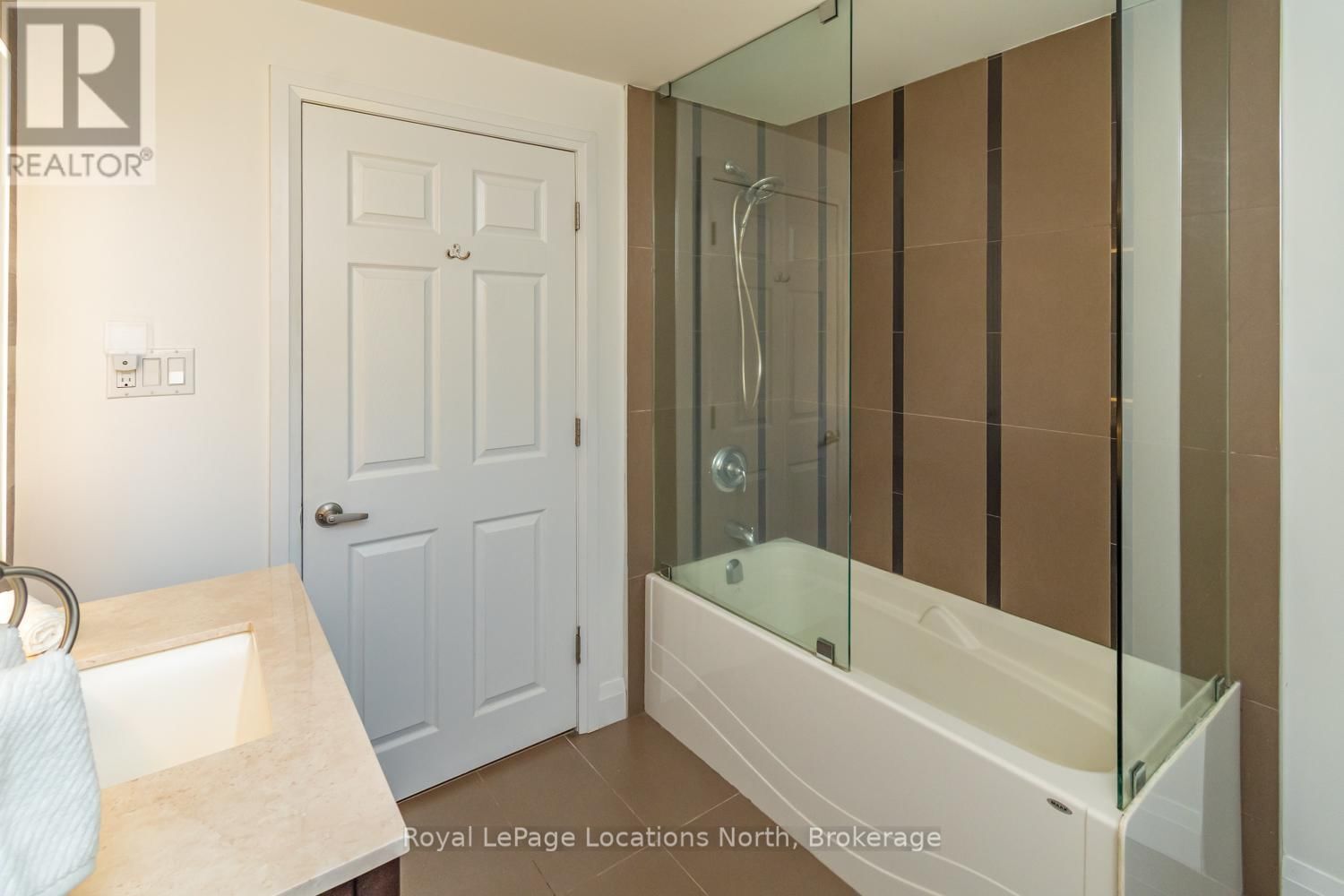 5392 13TH LINE Image 15