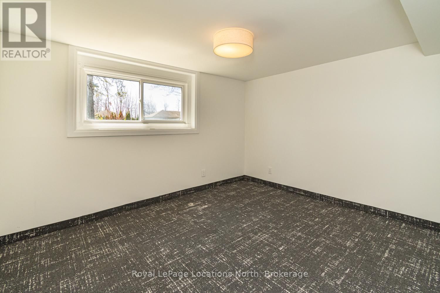5392 13TH LINE Image 24