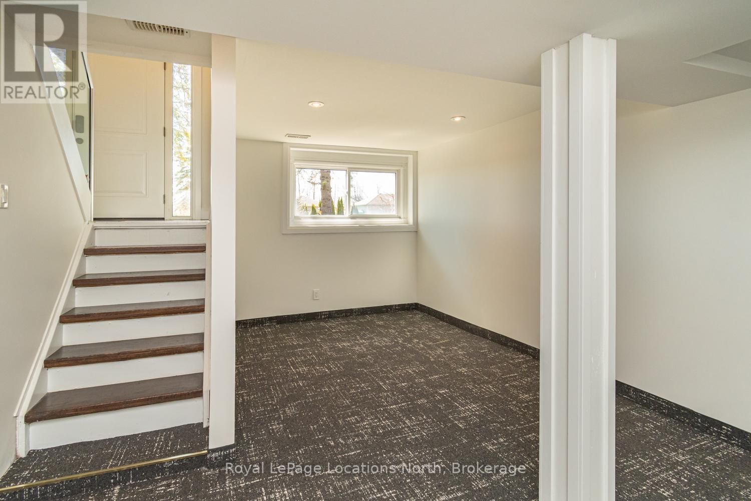 5392 13TH LINE Image 26