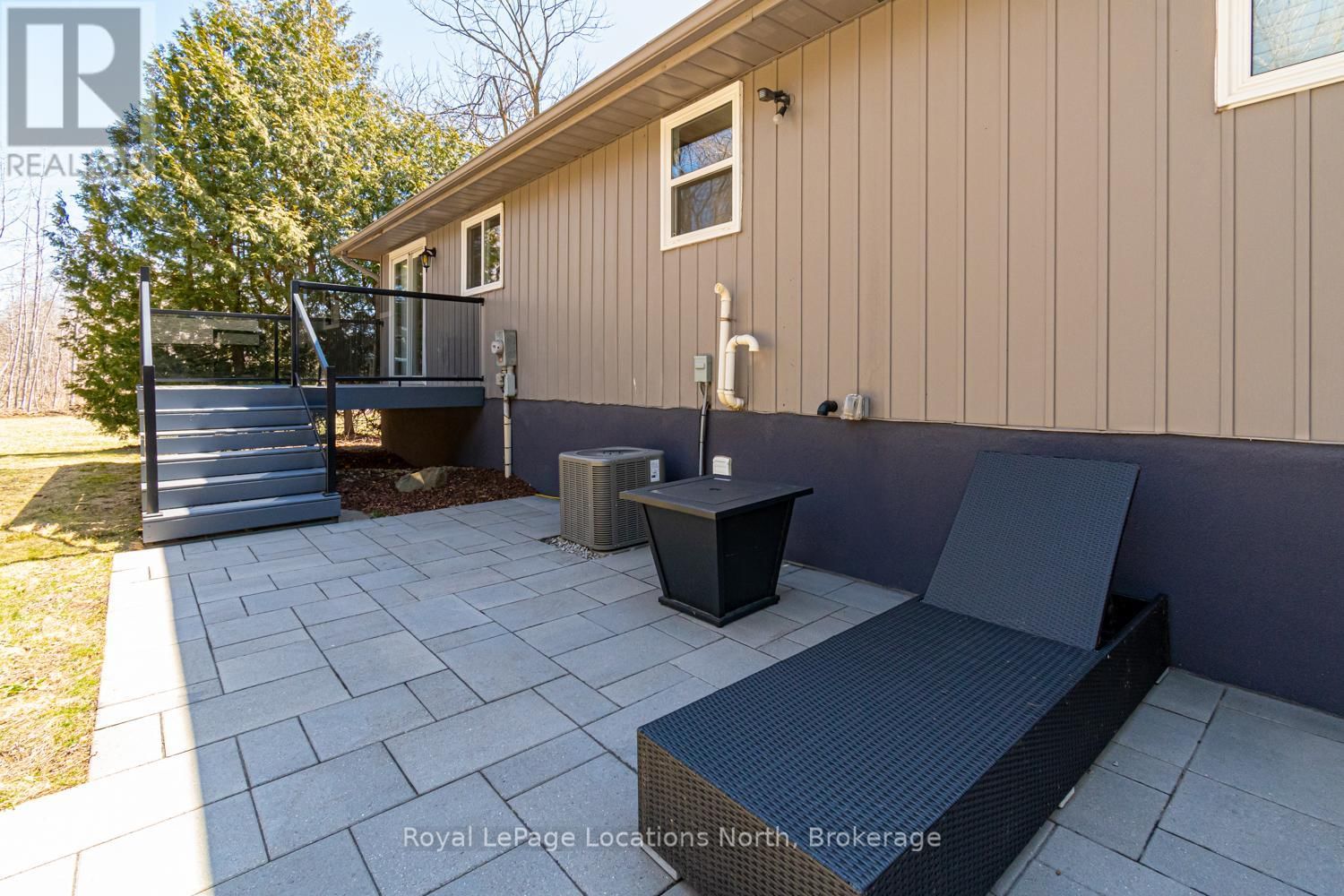 5392 13TH LINE Image 38