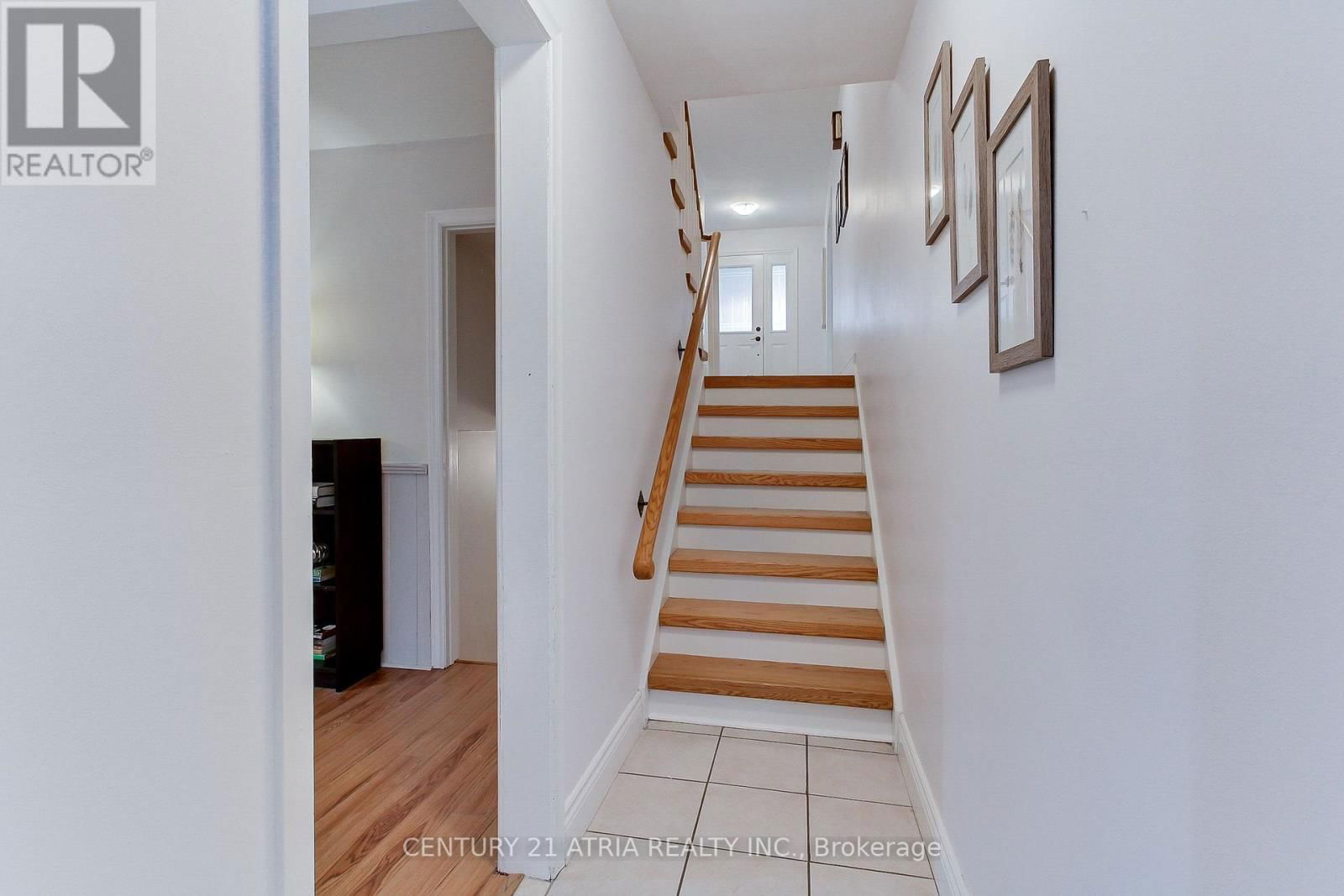 120 LORNE AVENUE Image 19