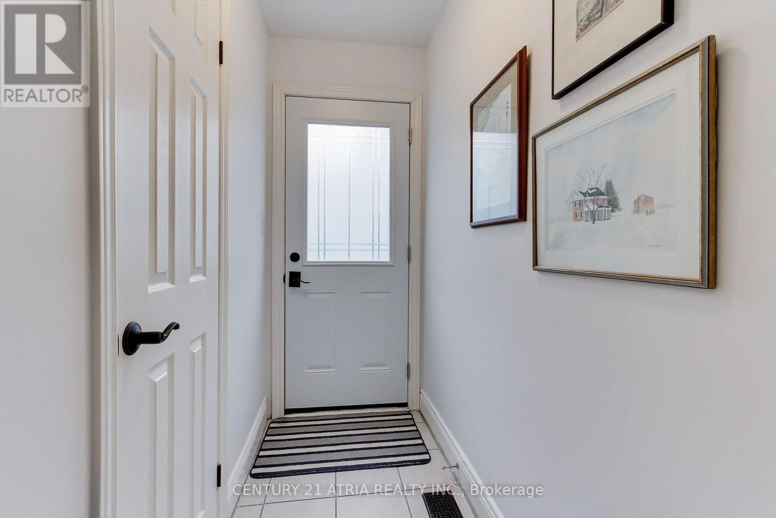 120 LORNE AVENUE Image 27