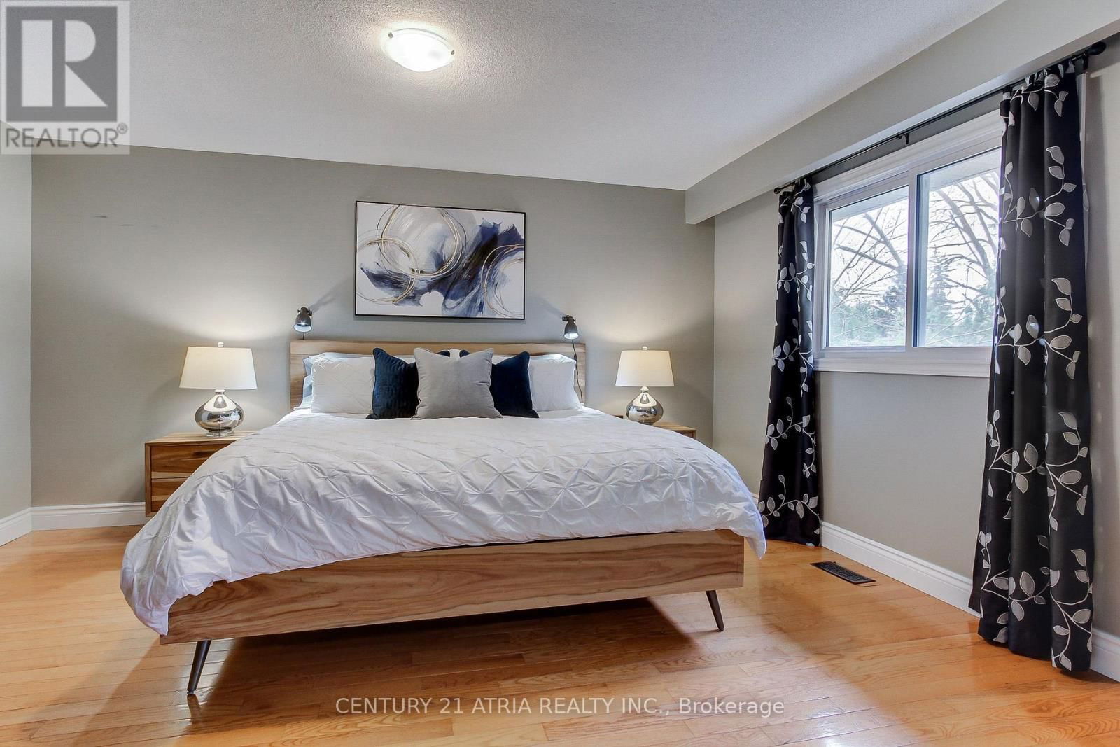 120 LORNE AVENUE Image 29