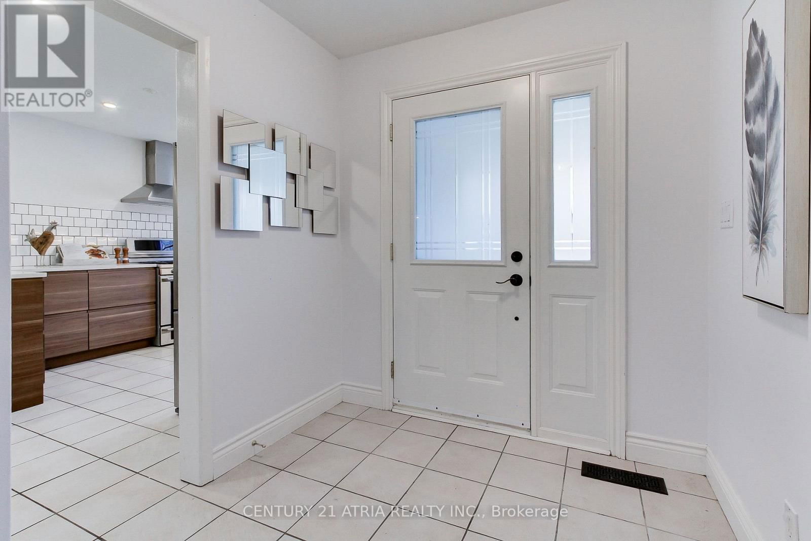 120 LORNE AVENUE Image 6