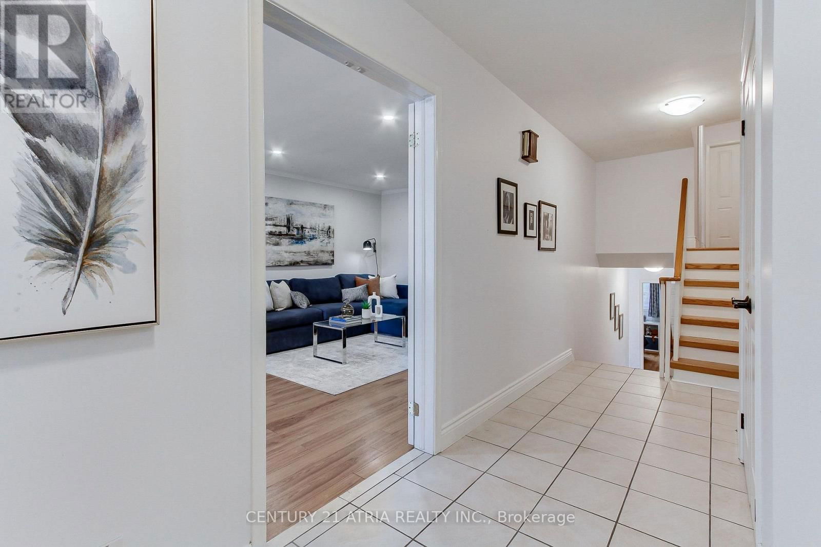 120 LORNE AVENUE Image 8