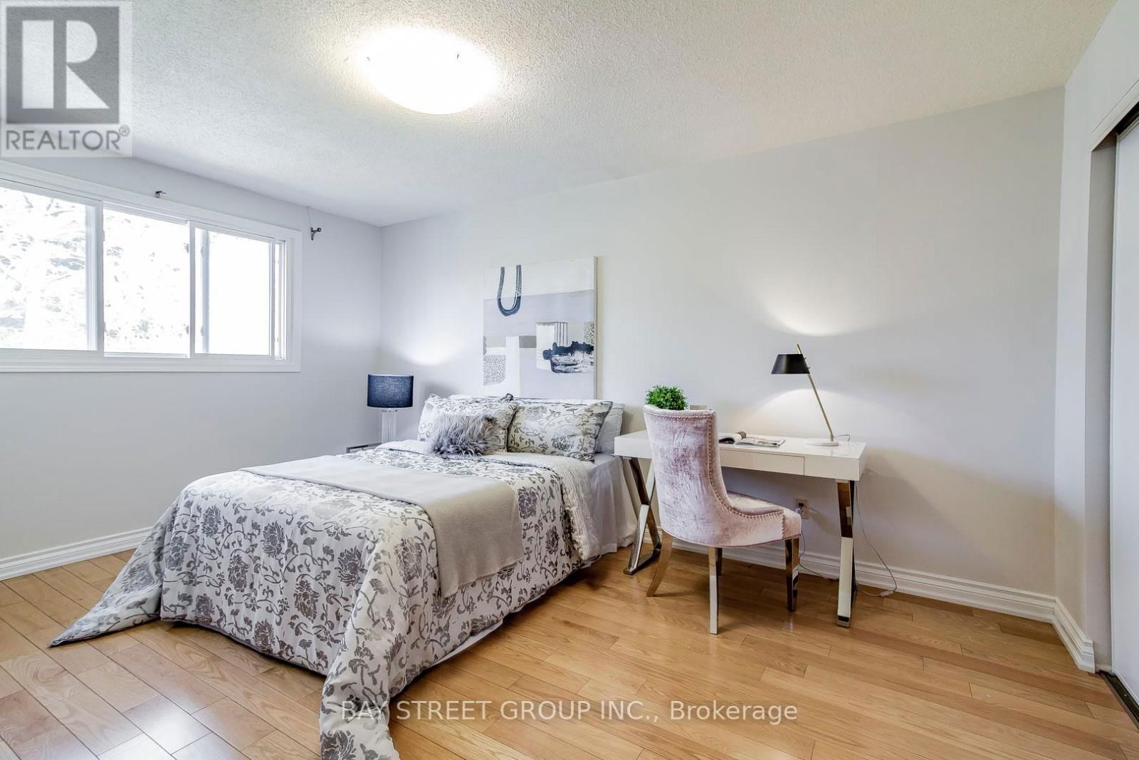 300 FINCHAM AVENUE Image 13