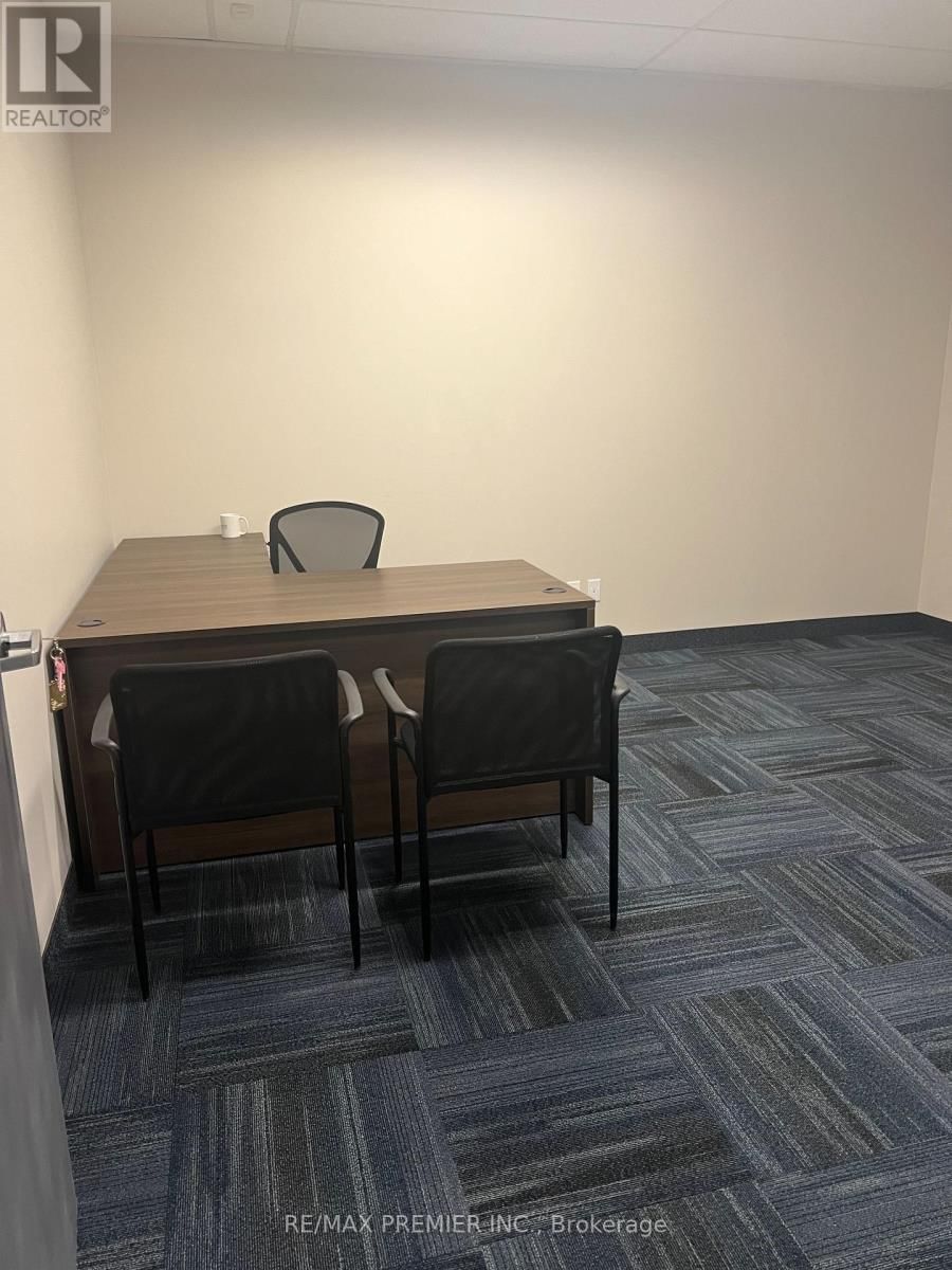 550-16 - 55 COMMERCE VALLEY DRIVE WEST Image 3