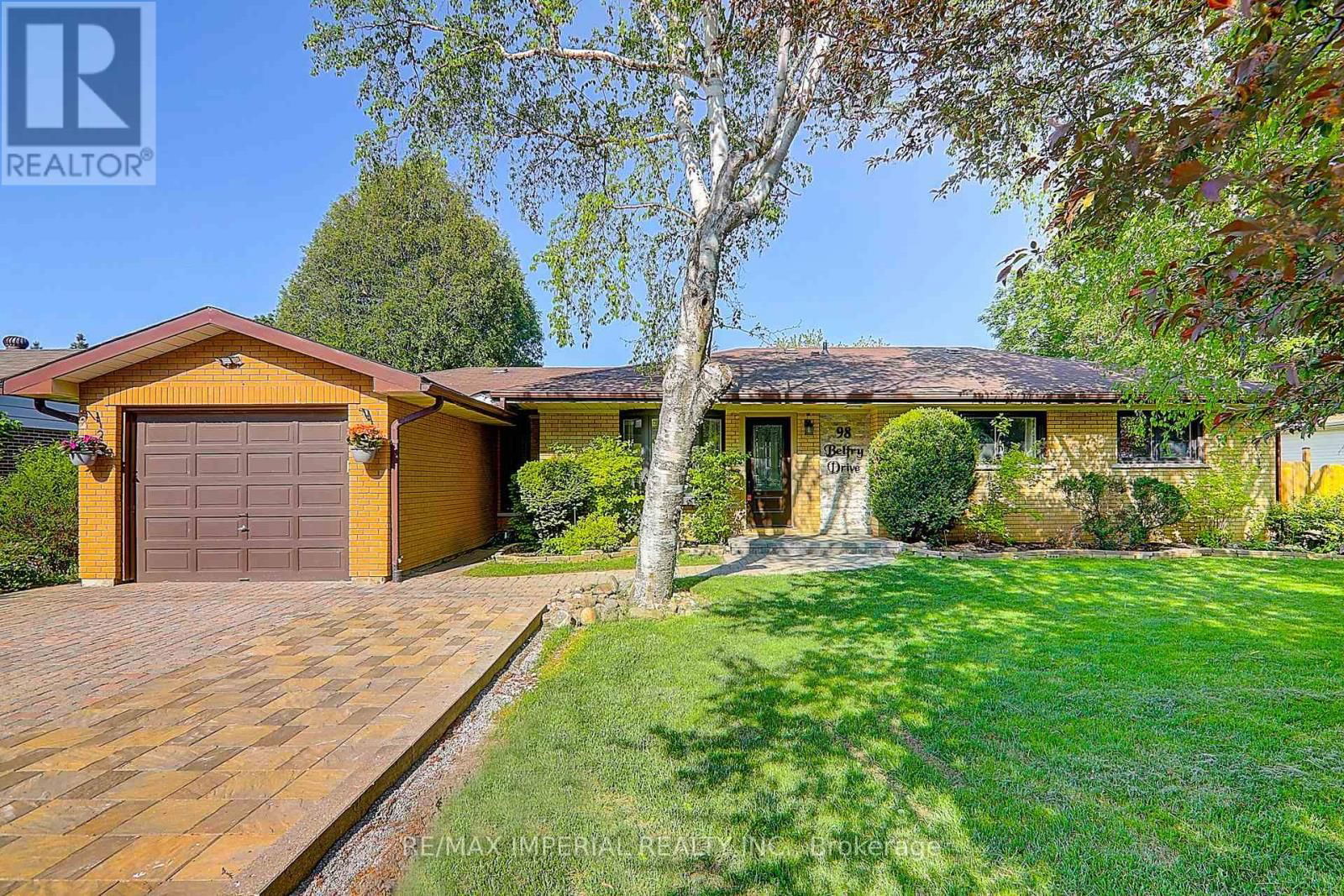 98 BELFRY DRIVE Image 1