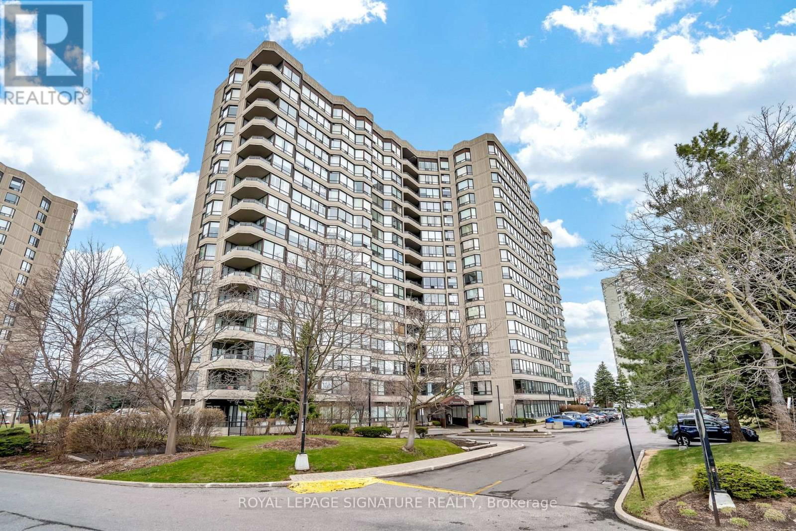 903 - 7440 BATHURST STREET Image 1