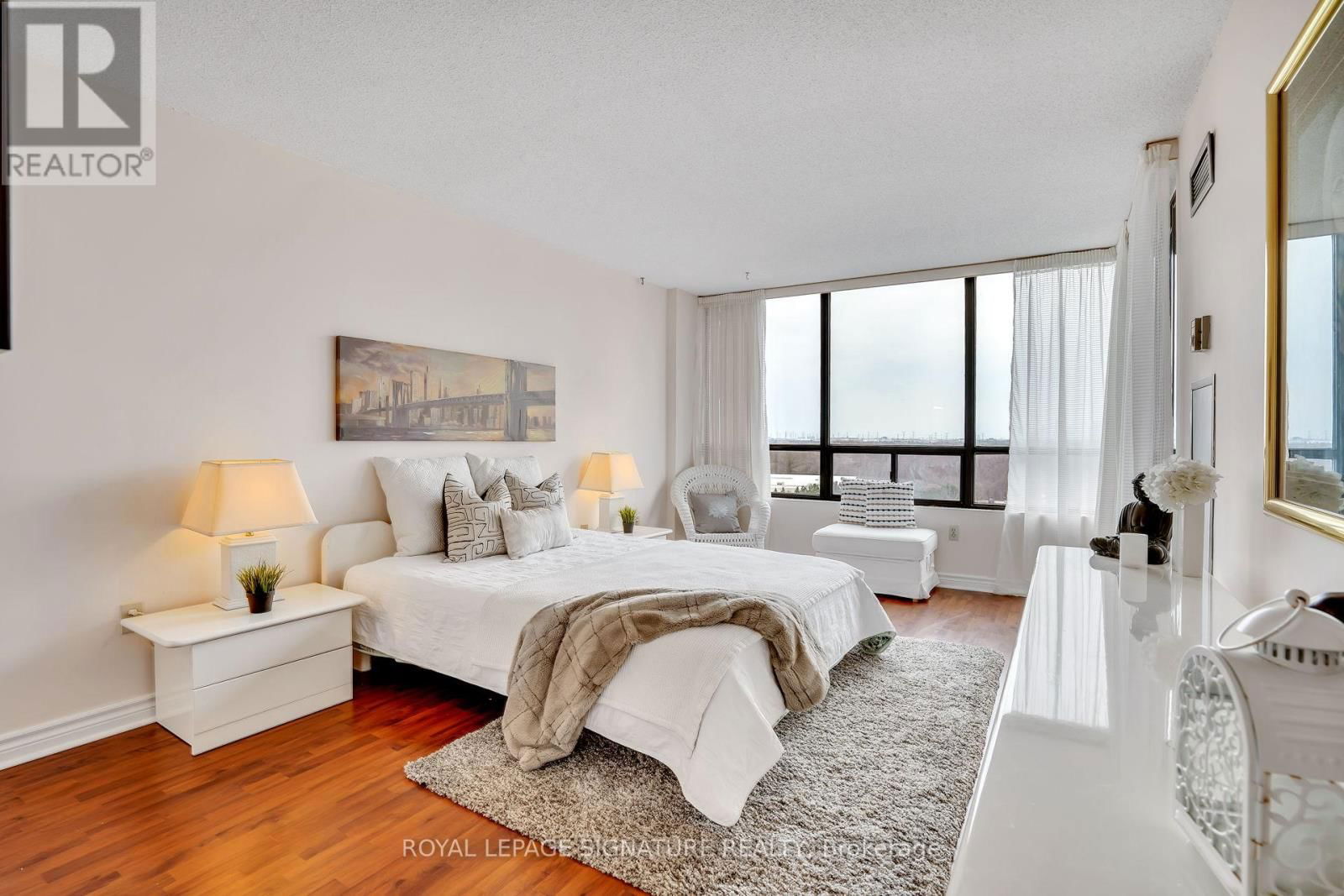 903 - 7440 BATHURST STREET Image 19