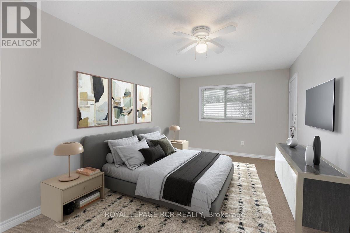 65 MARGARET GRAHAM CRESCENT Image 14