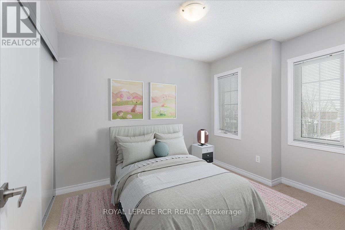 65 MARGARET GRAHAM CRESCENT Image 18
