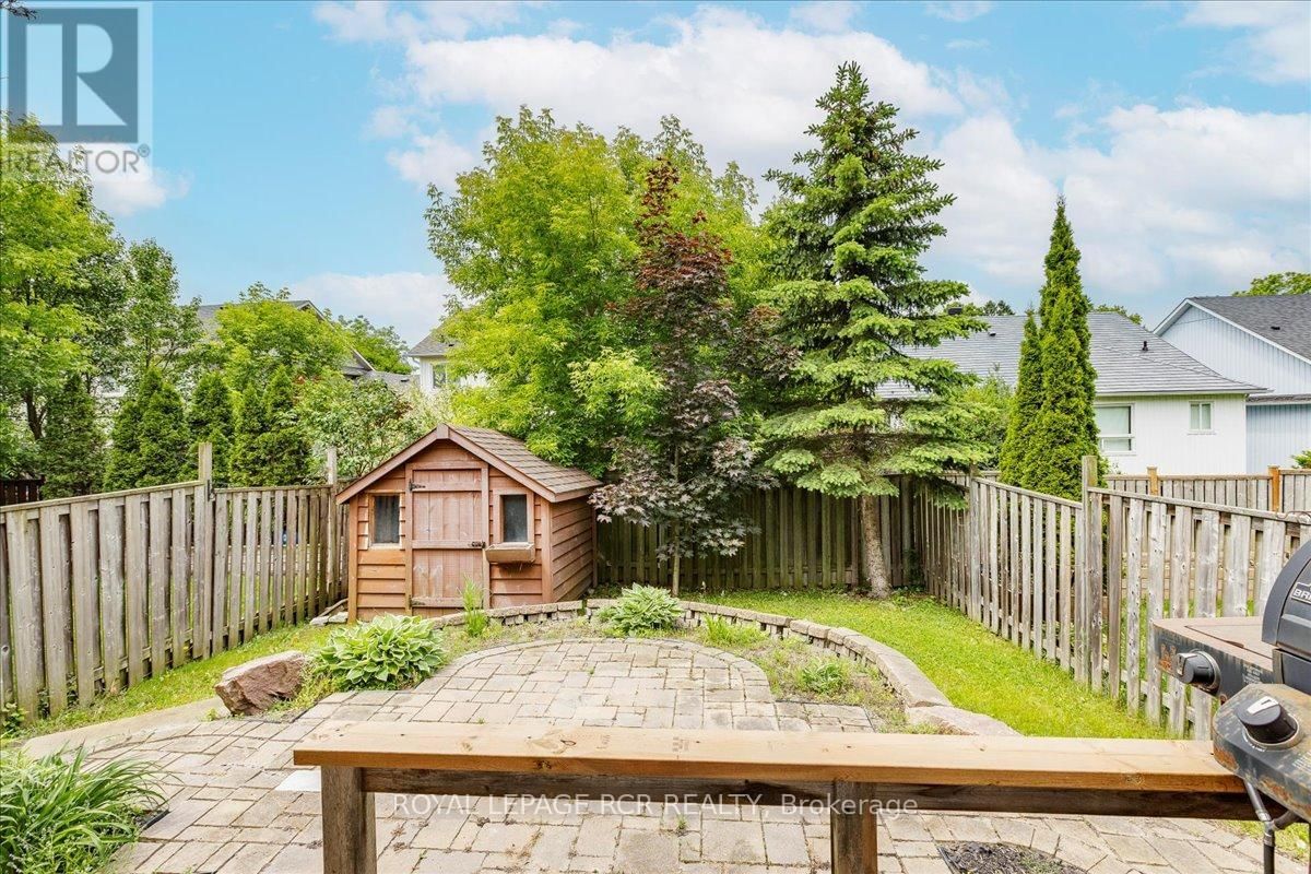 65 MARGARET GRAHAM CRESCENT Image 30