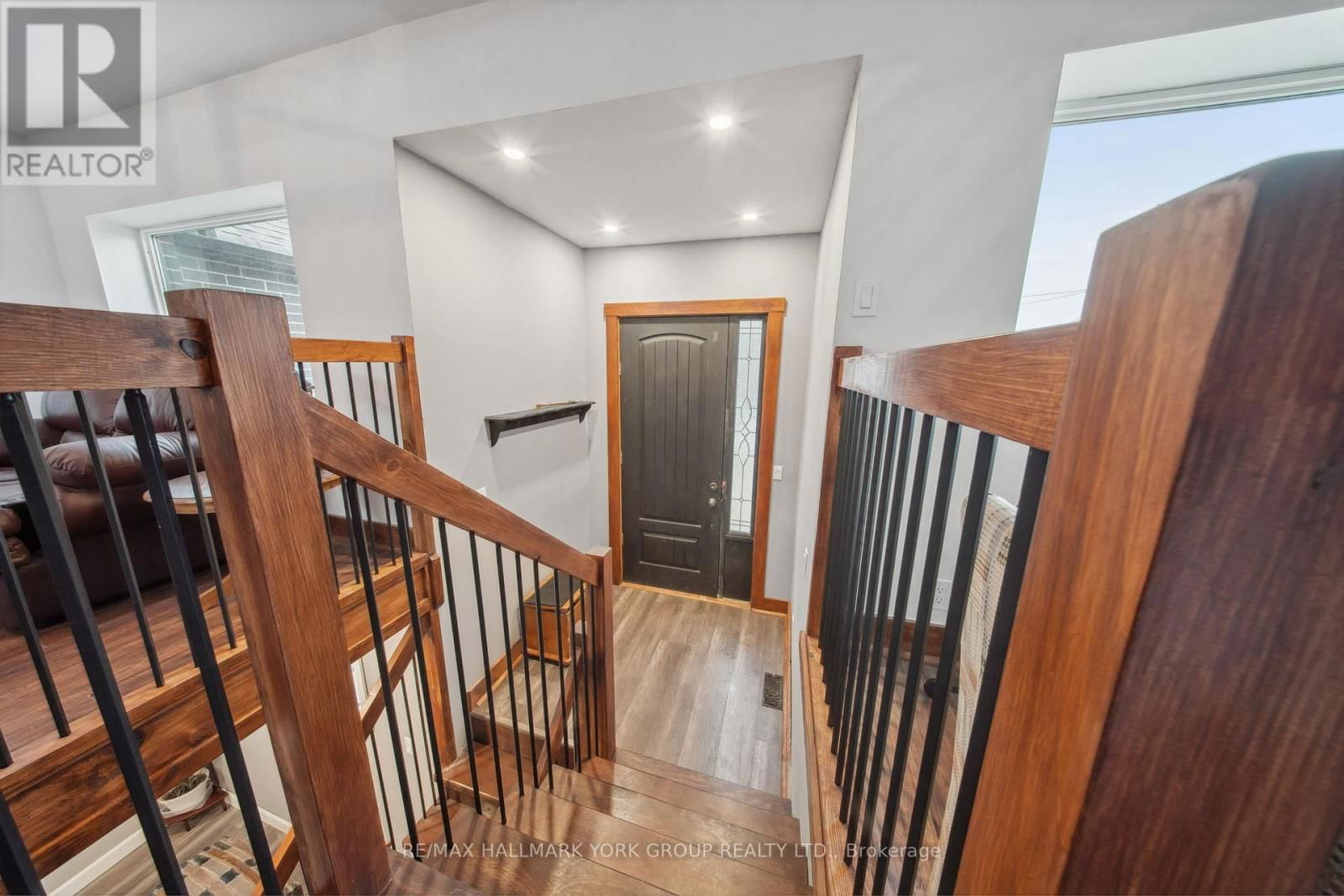 286 MIAMI DRIVE Image 2
