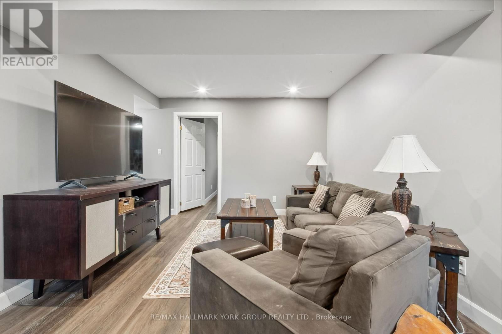 286 MIAMI DRIVE Image 22