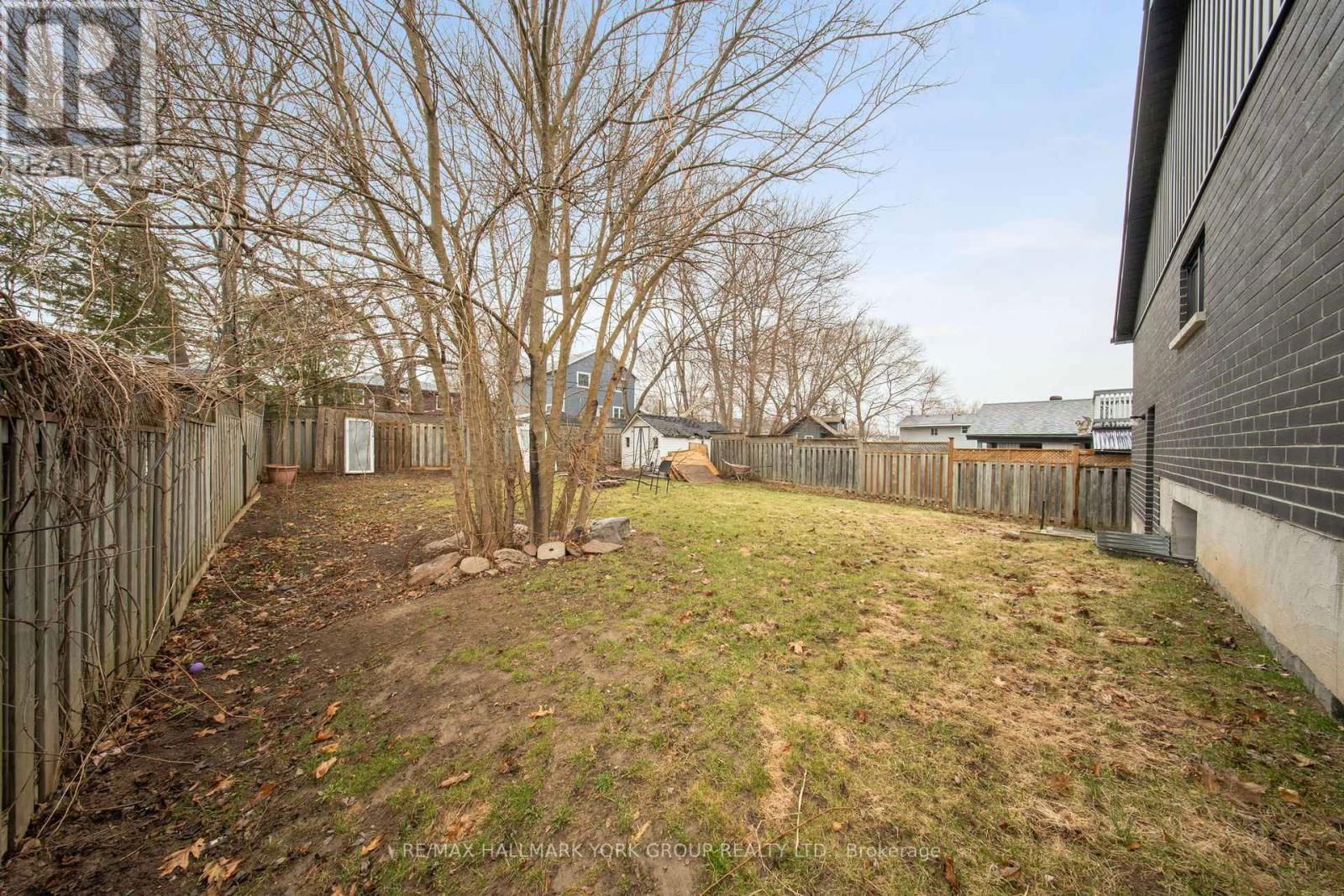 286 MIAMI DRIVE Image 32