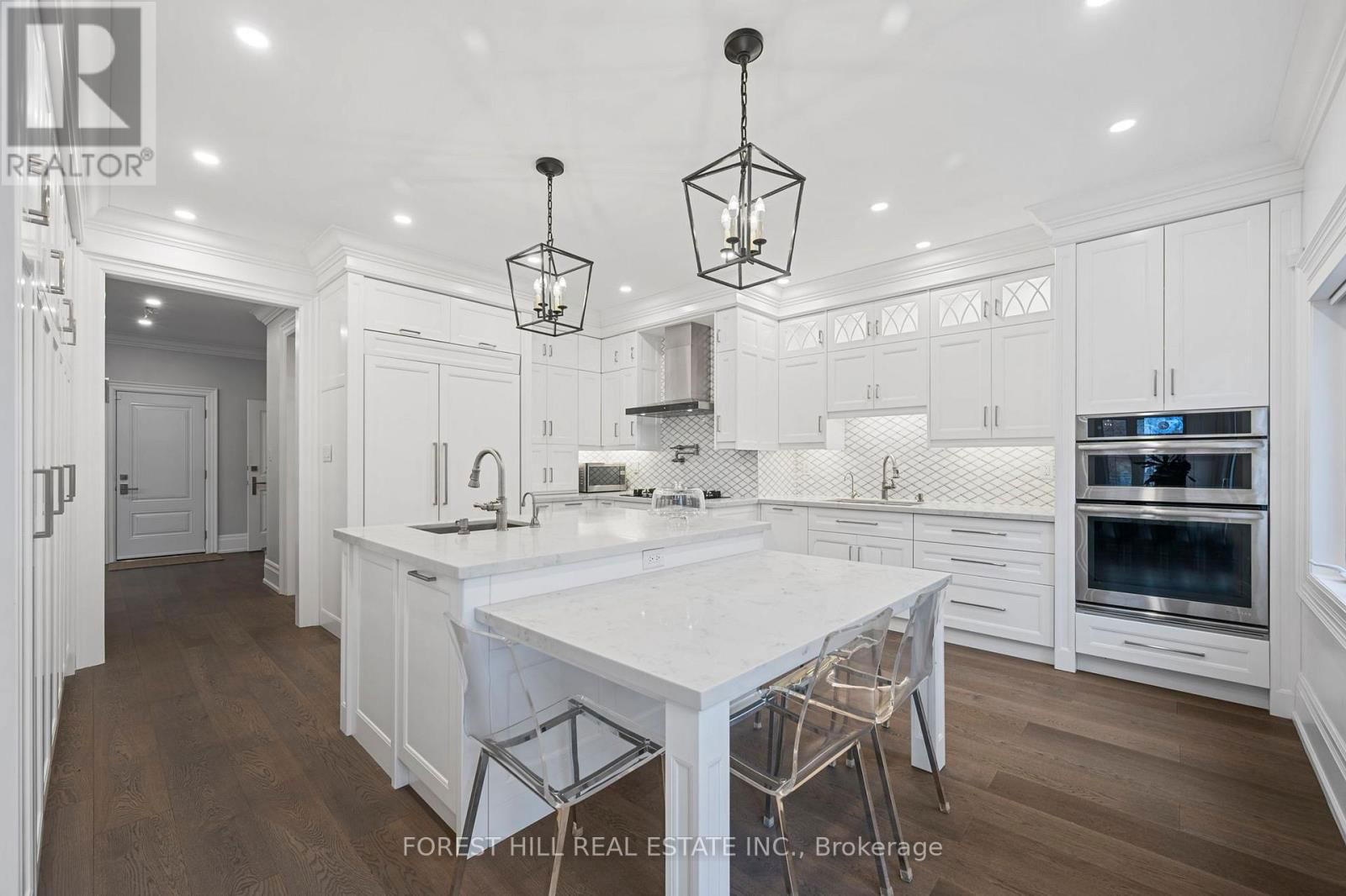 75 STRAUSS ROAD Image 14