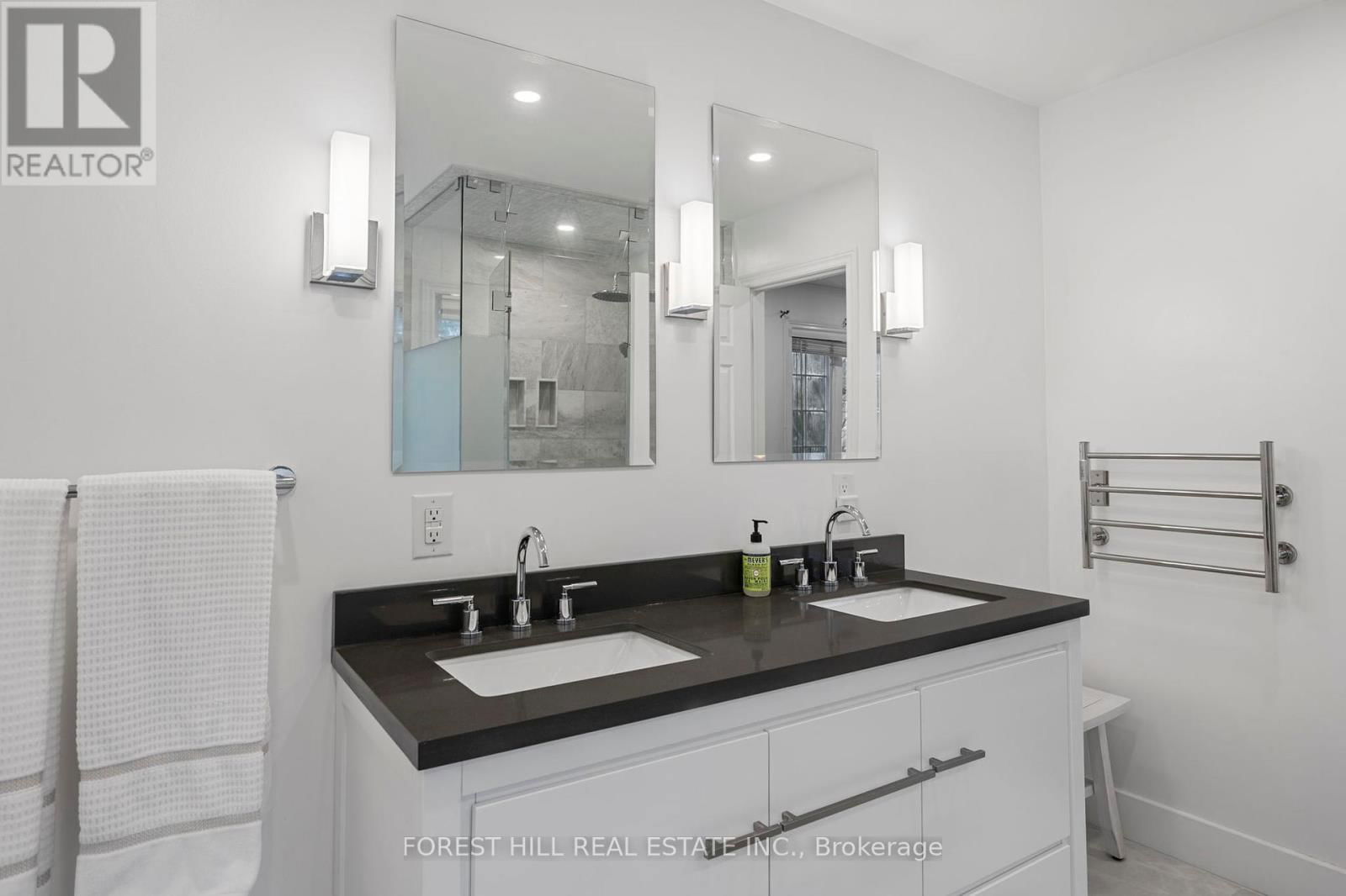 75 STRAUSS ROAD Image 28