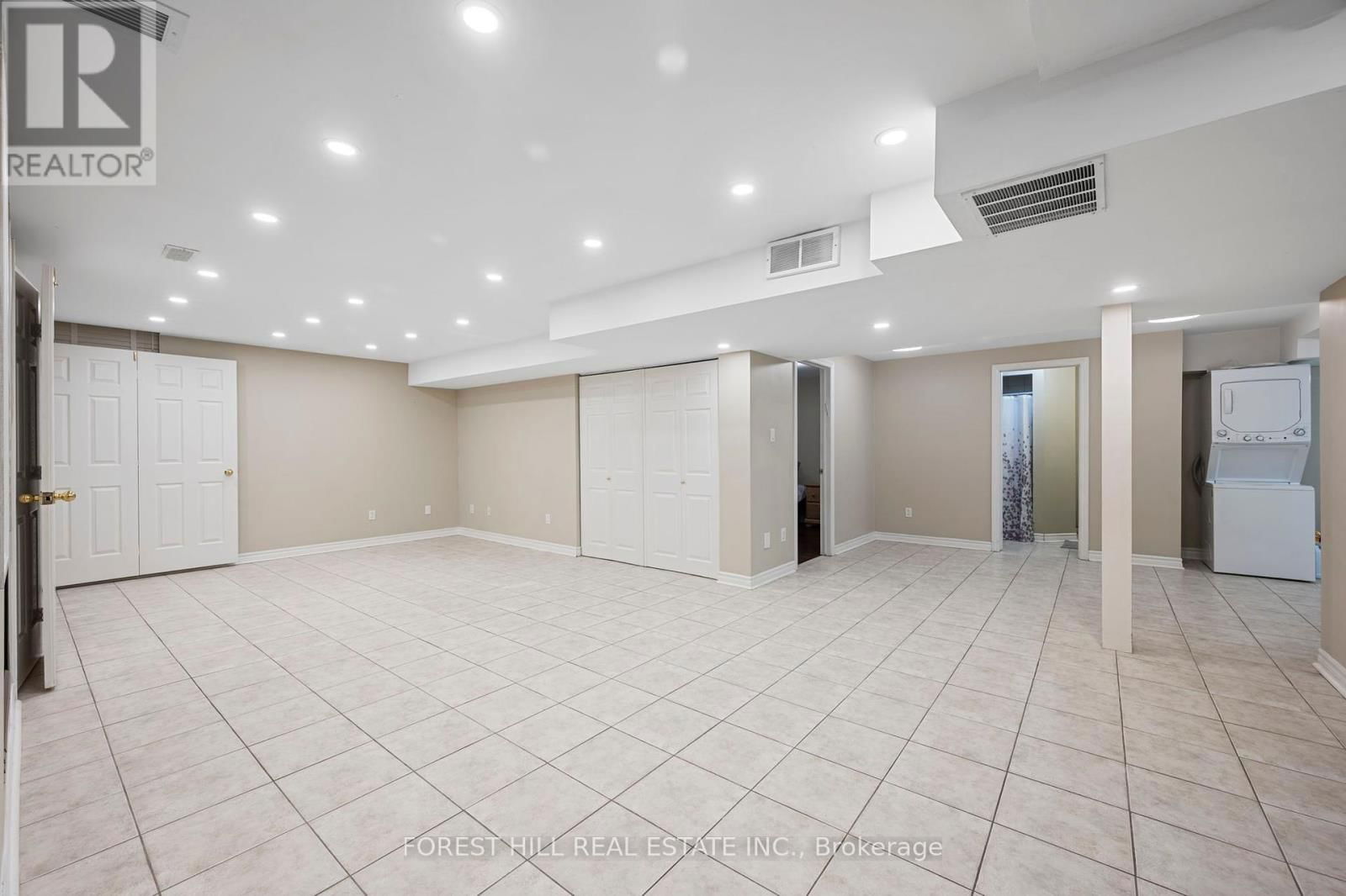 75 STRAUSS ROAD Image 31
