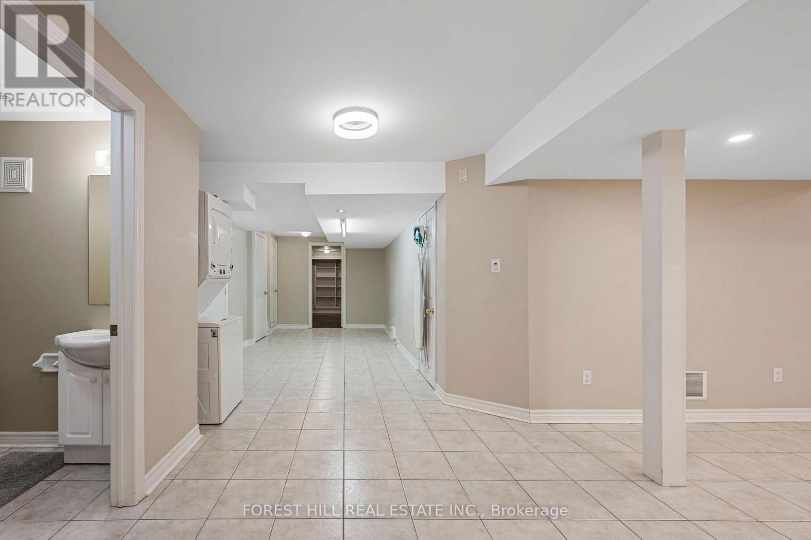 75 STRAUSS ROAD Image 37
