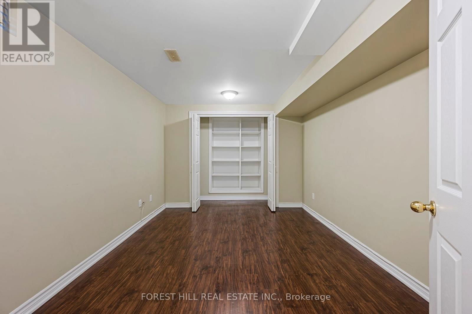 75 STRAUSS ROAD Image 38
