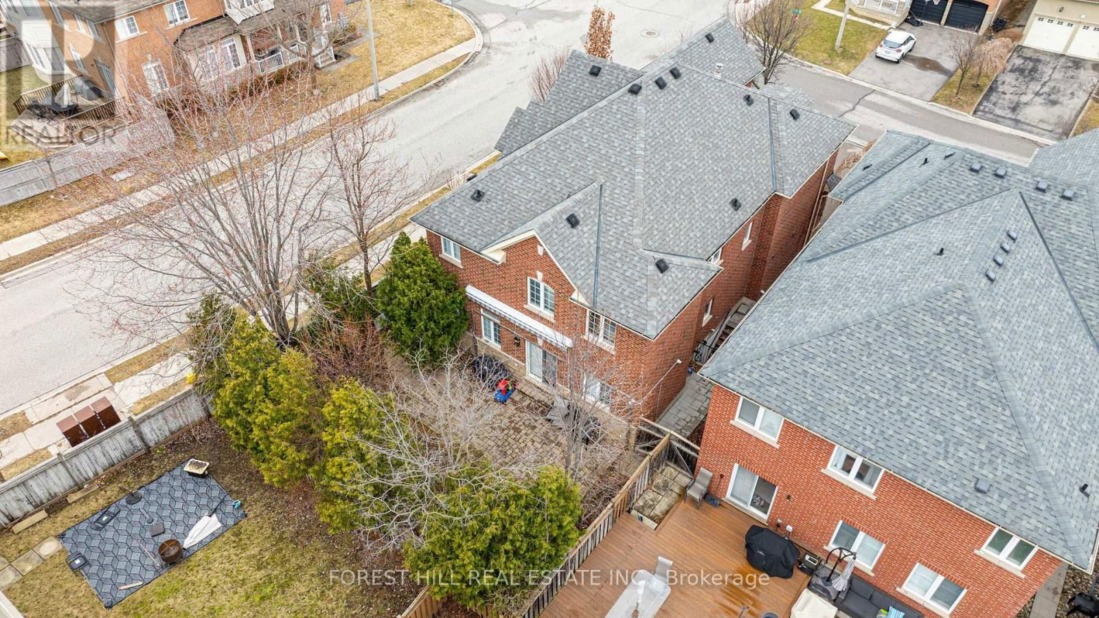75 STRAUSS ROAD Image 44