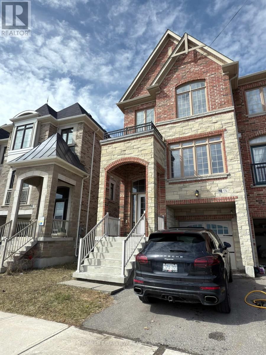 174 FAROOQ BOULEVARD Image 1
