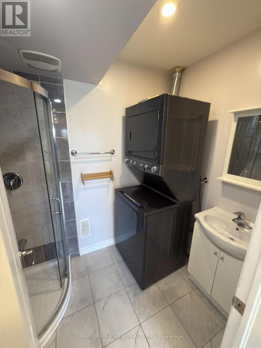 174 FAROOQ BOULEVARD Image 25