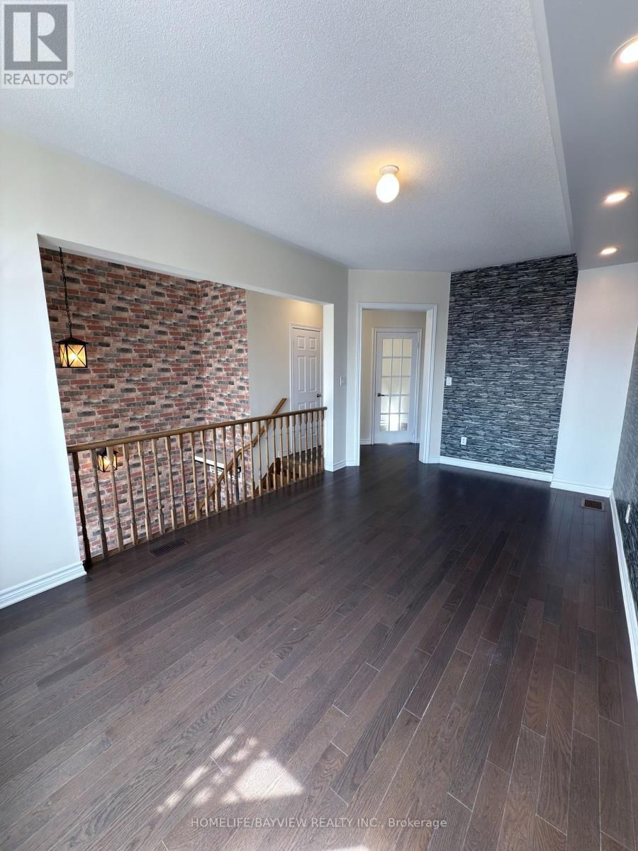 174 FAROOQ BOULEVARD Image 3