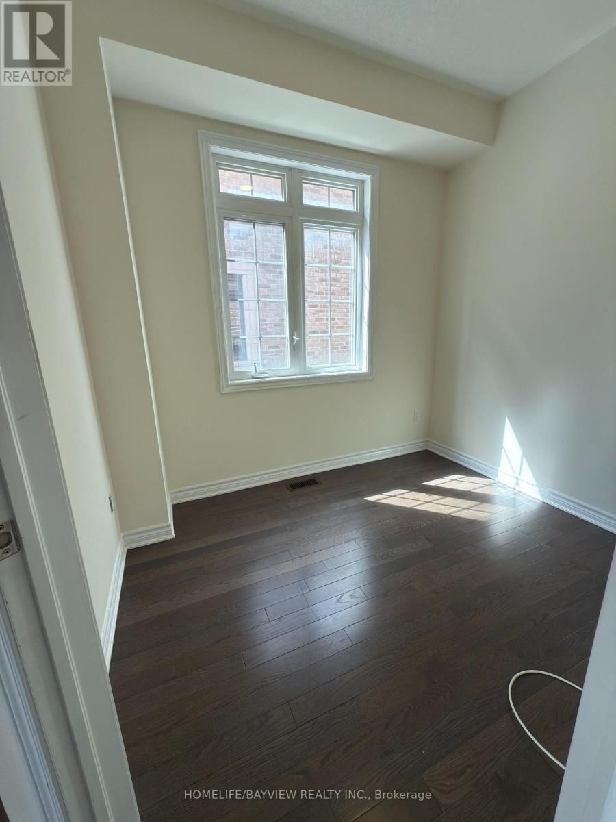 174 FAROOQ BOULEVARD Image 5