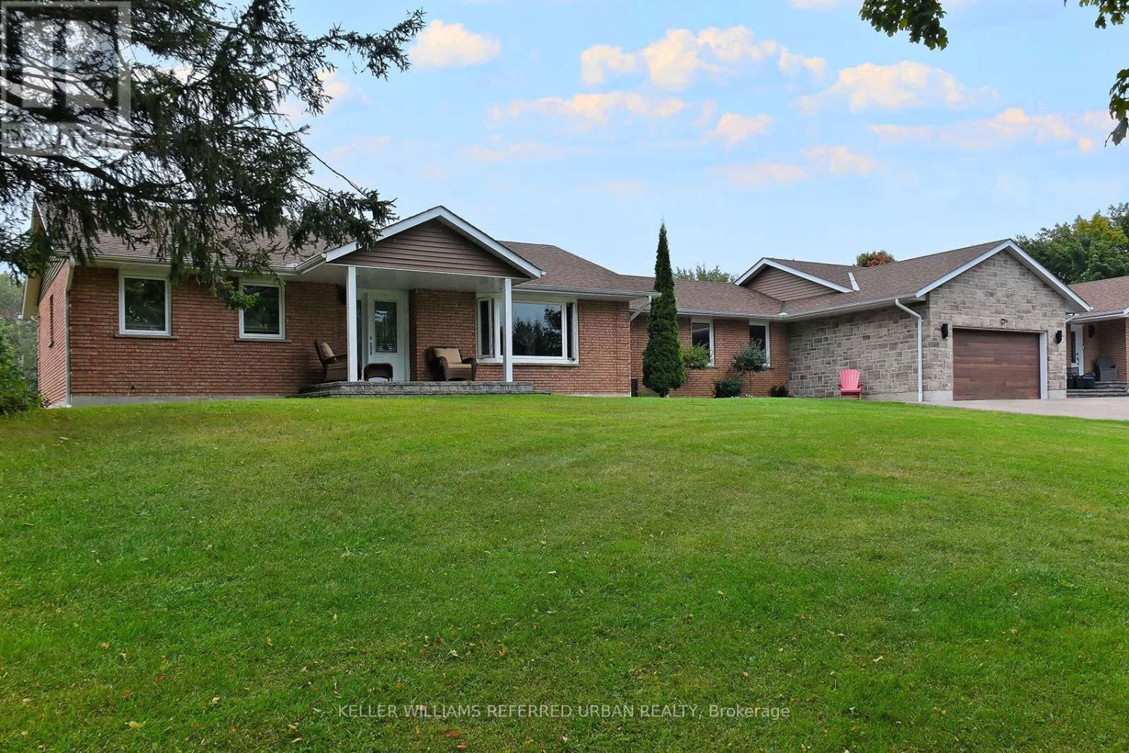 3243 ST. JOHN'S SIDEROAD Image 2
