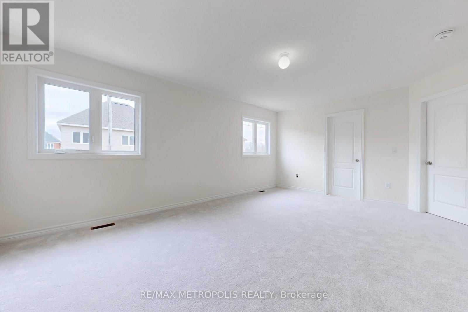 167 HAWKINS STREET Image 23