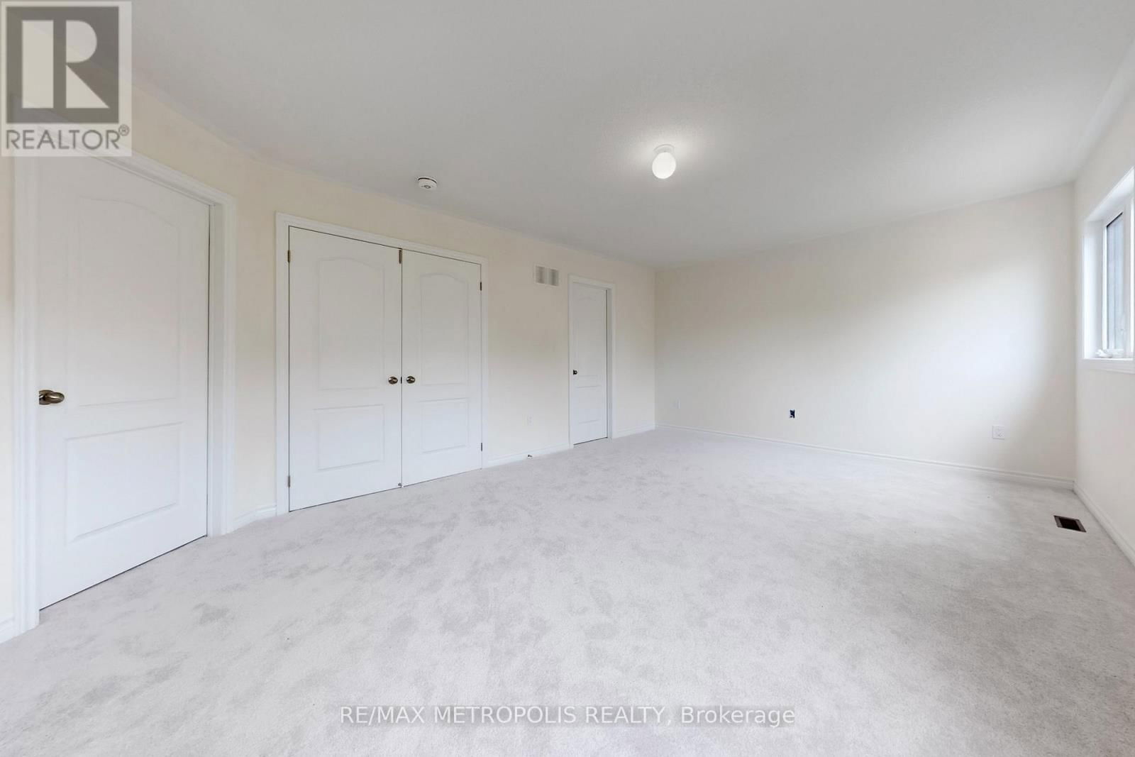 167 HAWKINS STREET Image 25